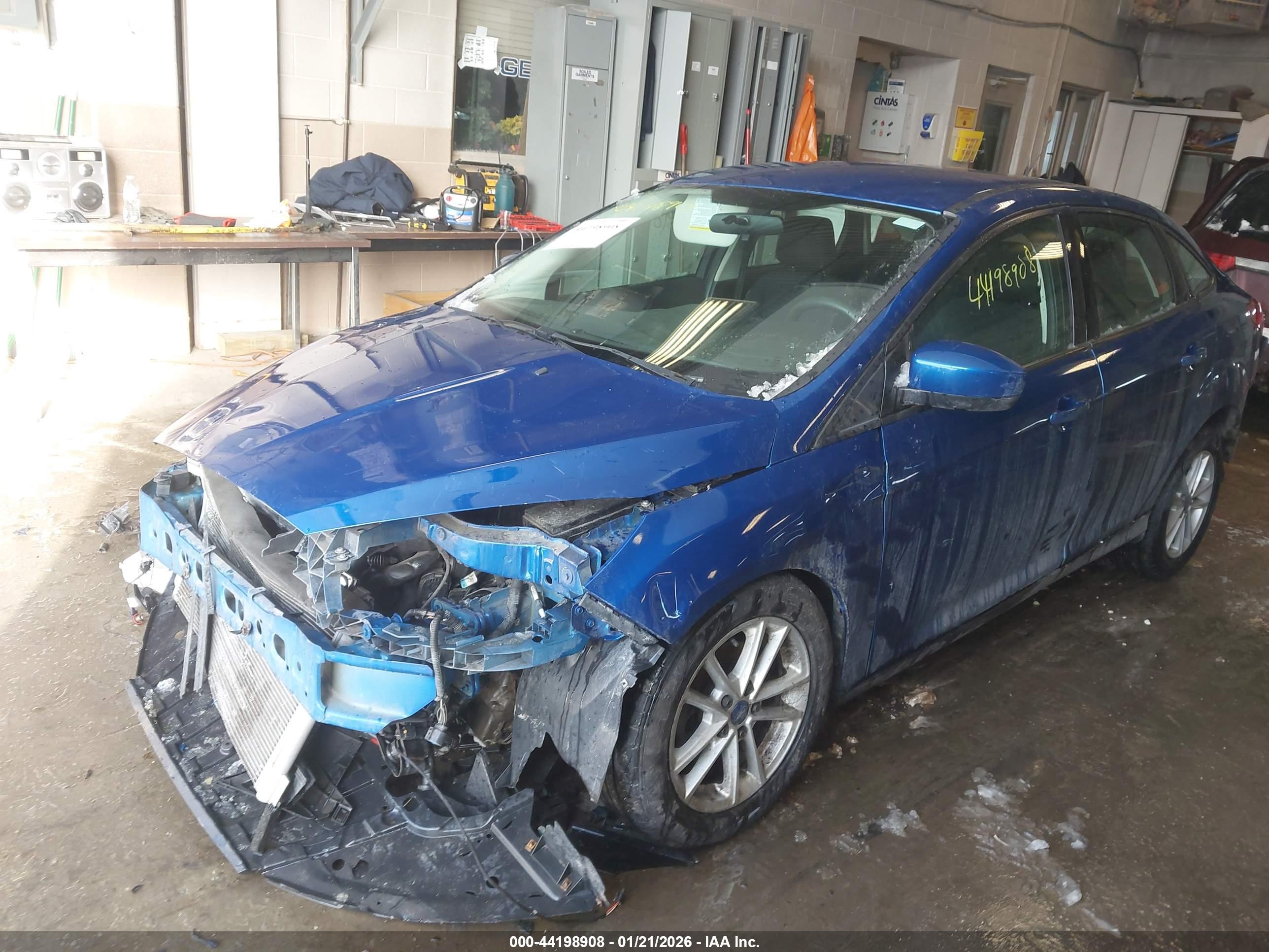 FORD FOCUS image 2