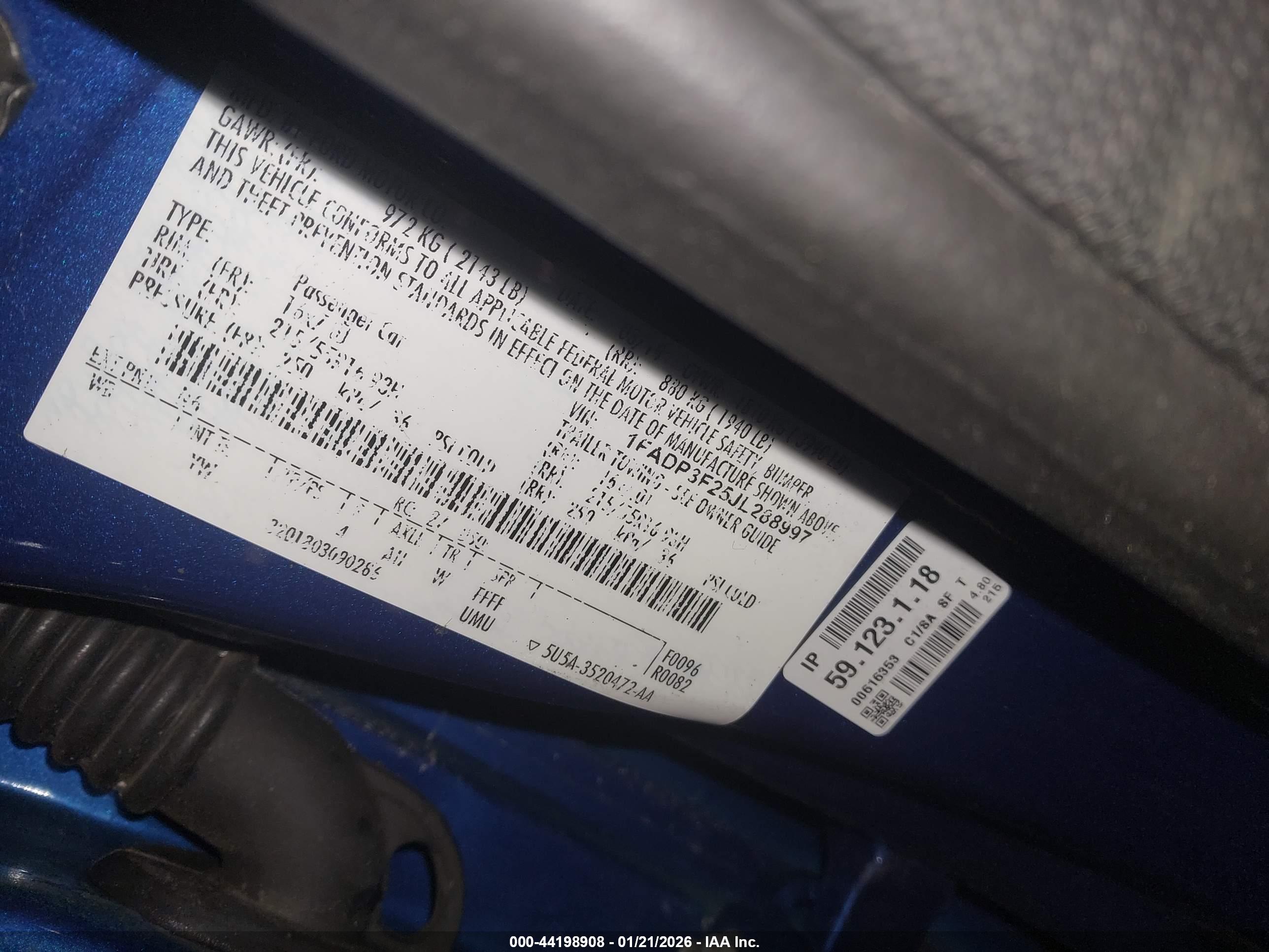 FORD FOCUS image 9