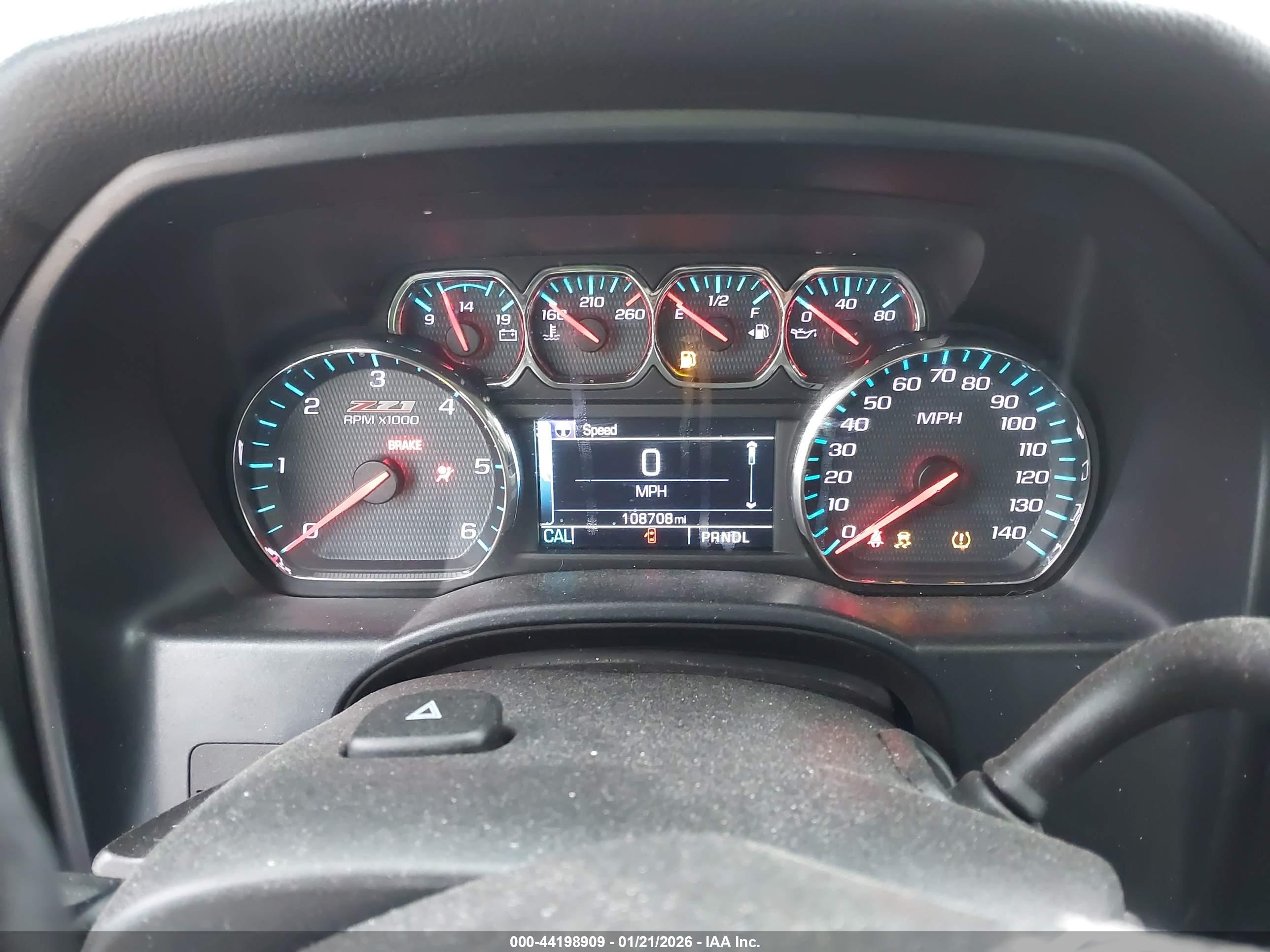 CHEVROLET SILVERADO image 7