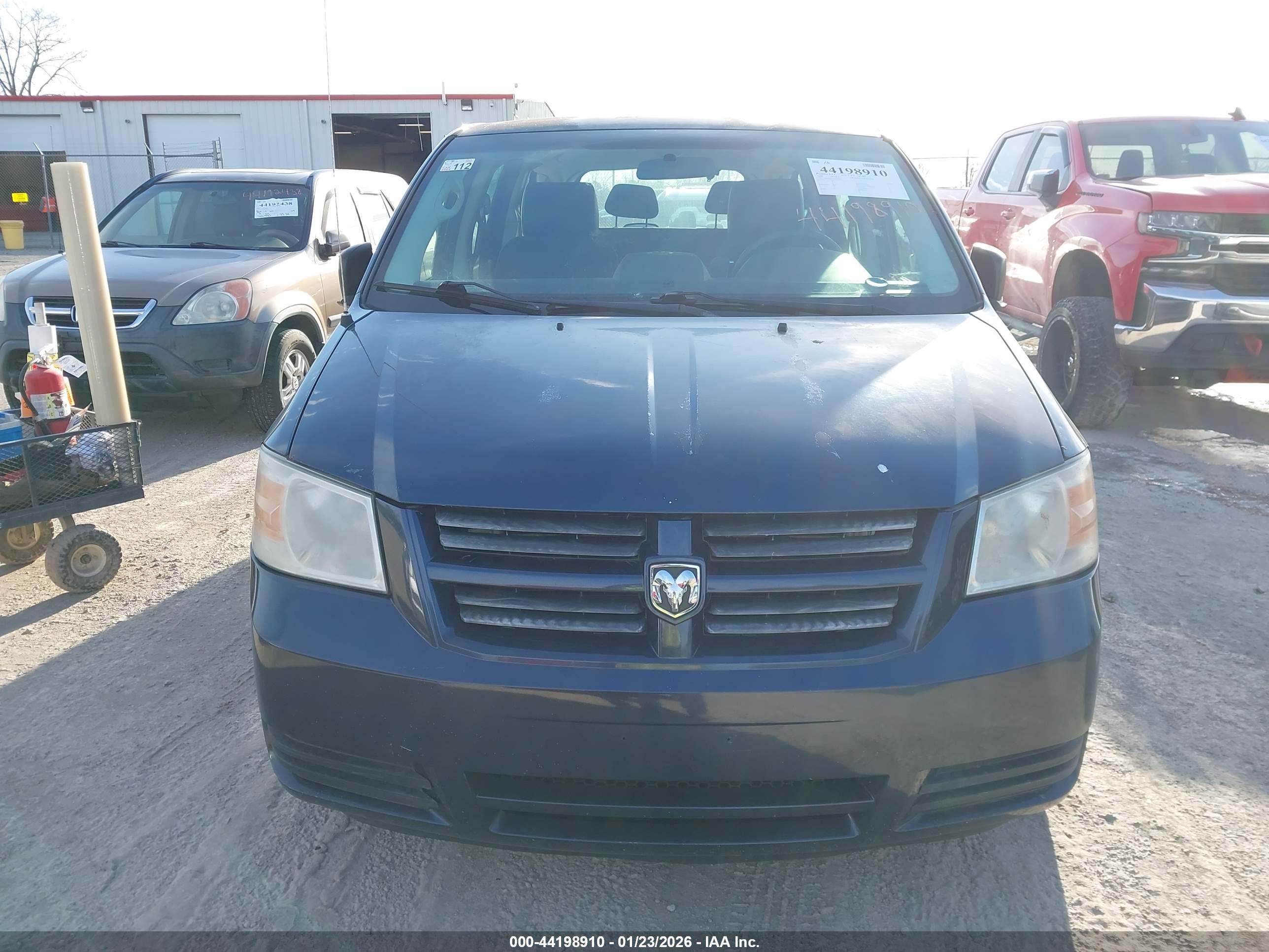 DODGE GRAND image 6