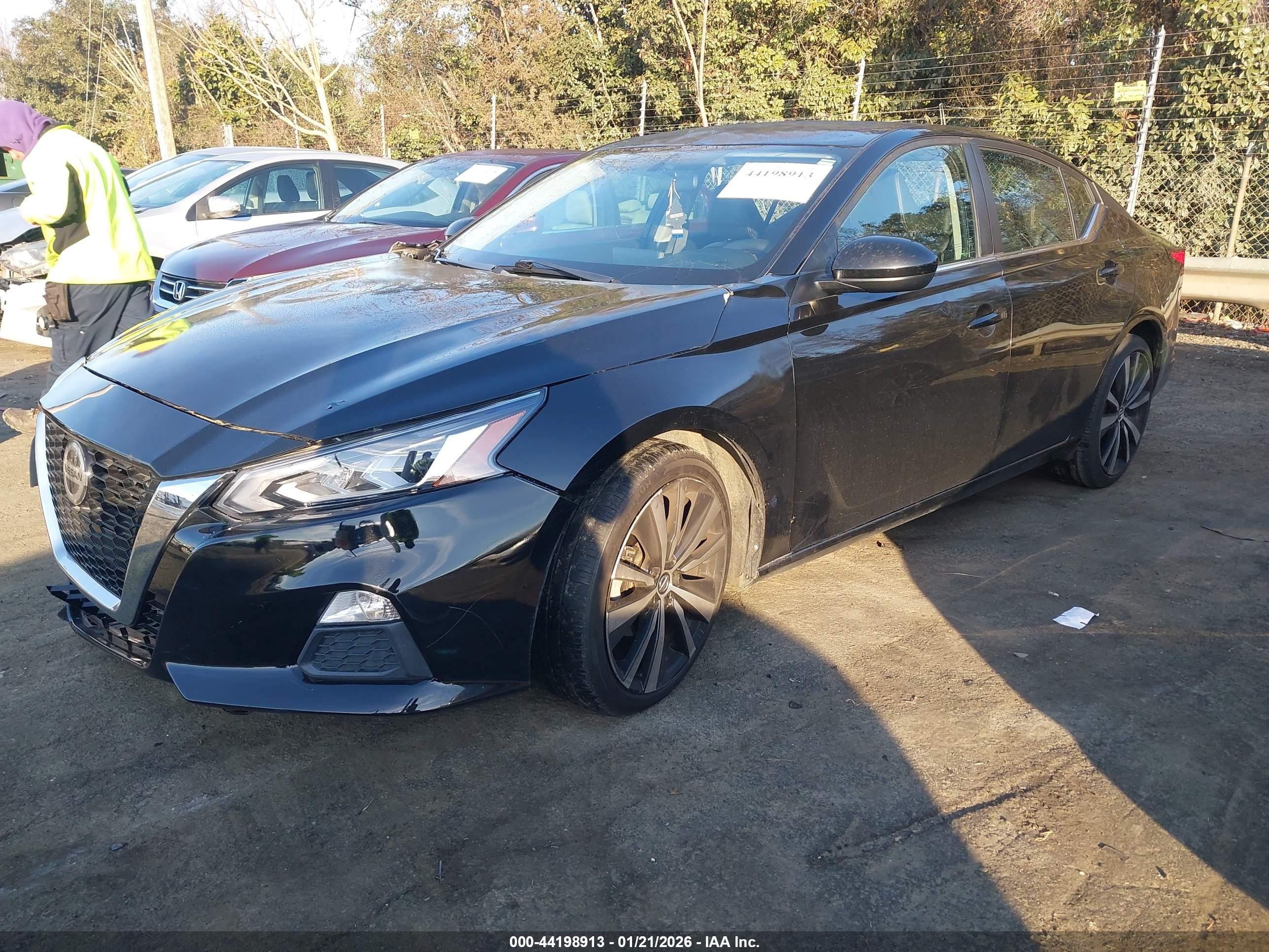 NISSAN ALTIMA image 2