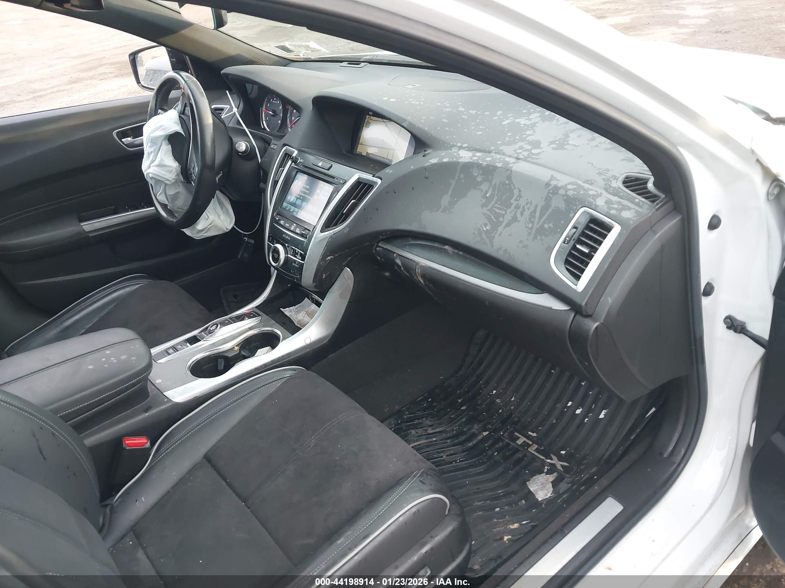ACURA TLX image 5