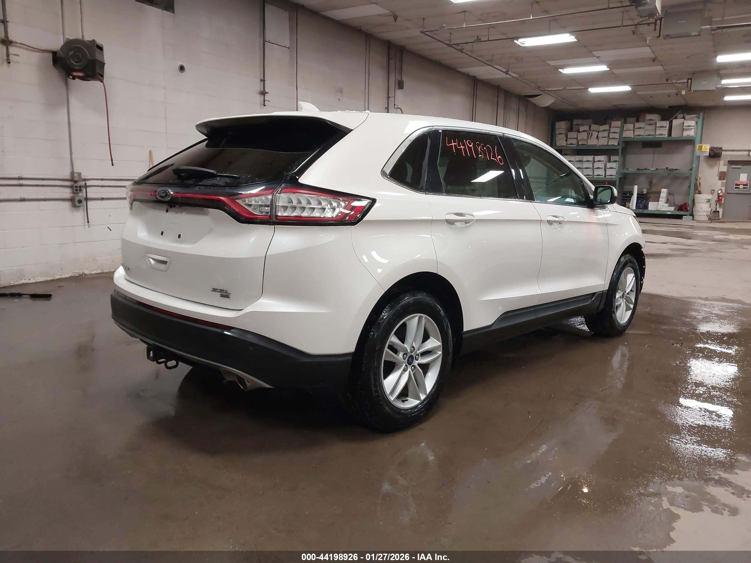 FORD EDGE image 4