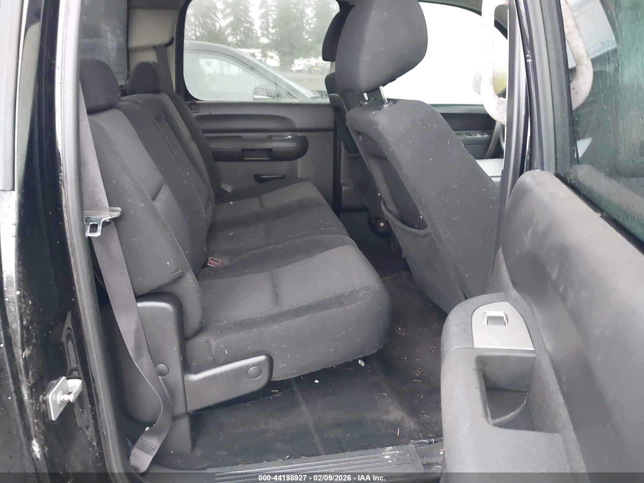 GMC SIERRA image 8