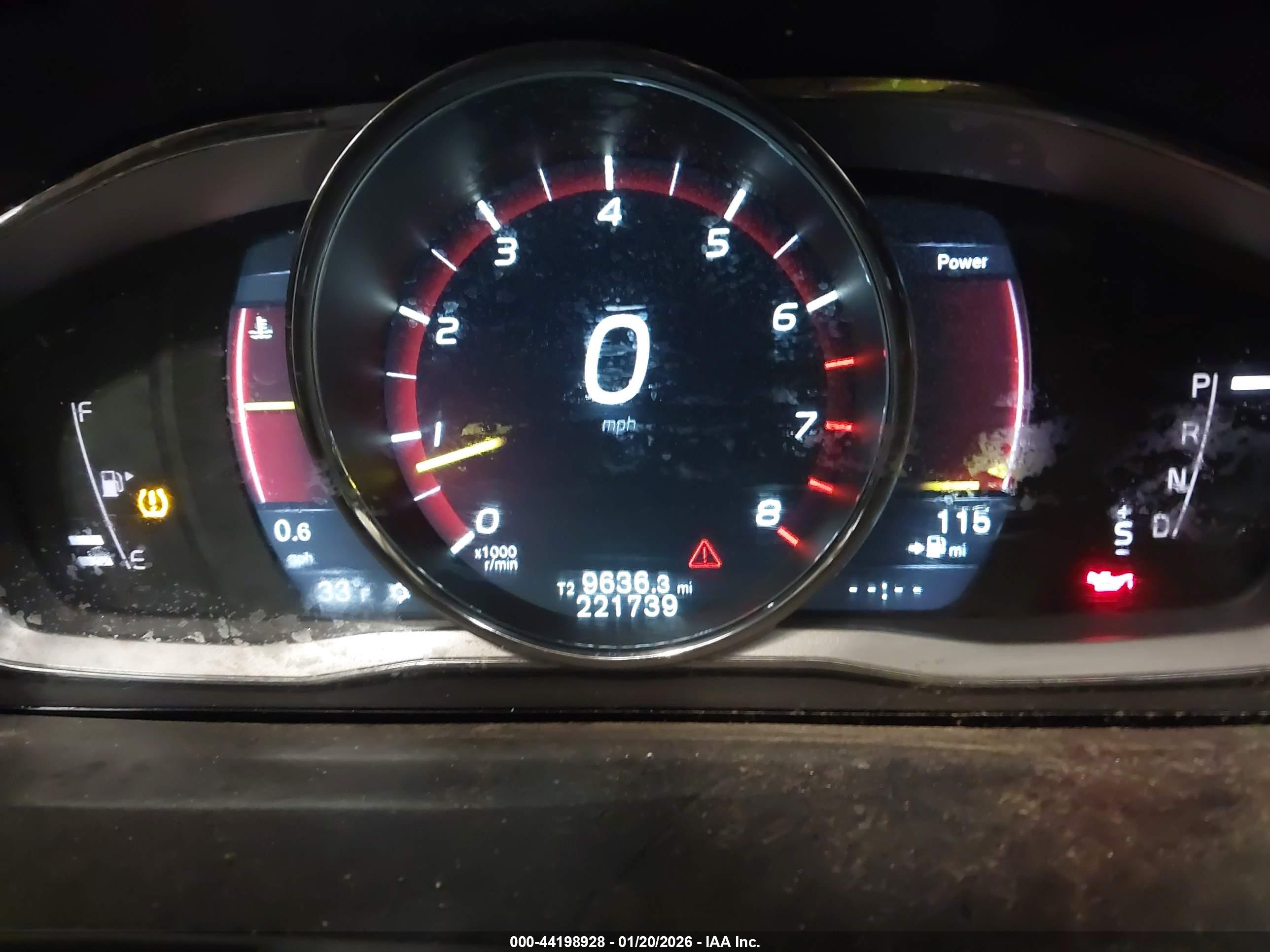 VOLVO S60 image 7