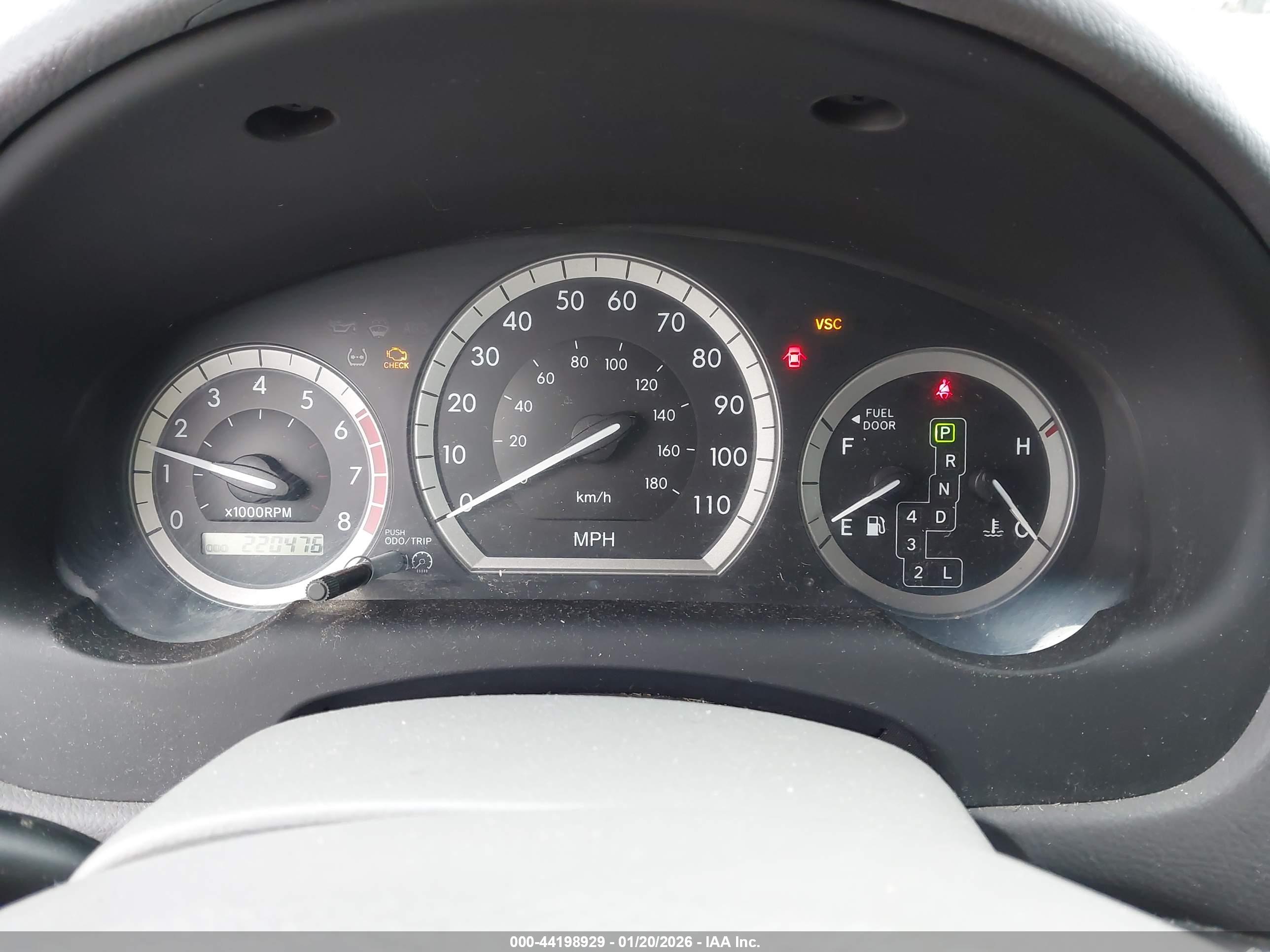 TOYOTA SIENNA image 7