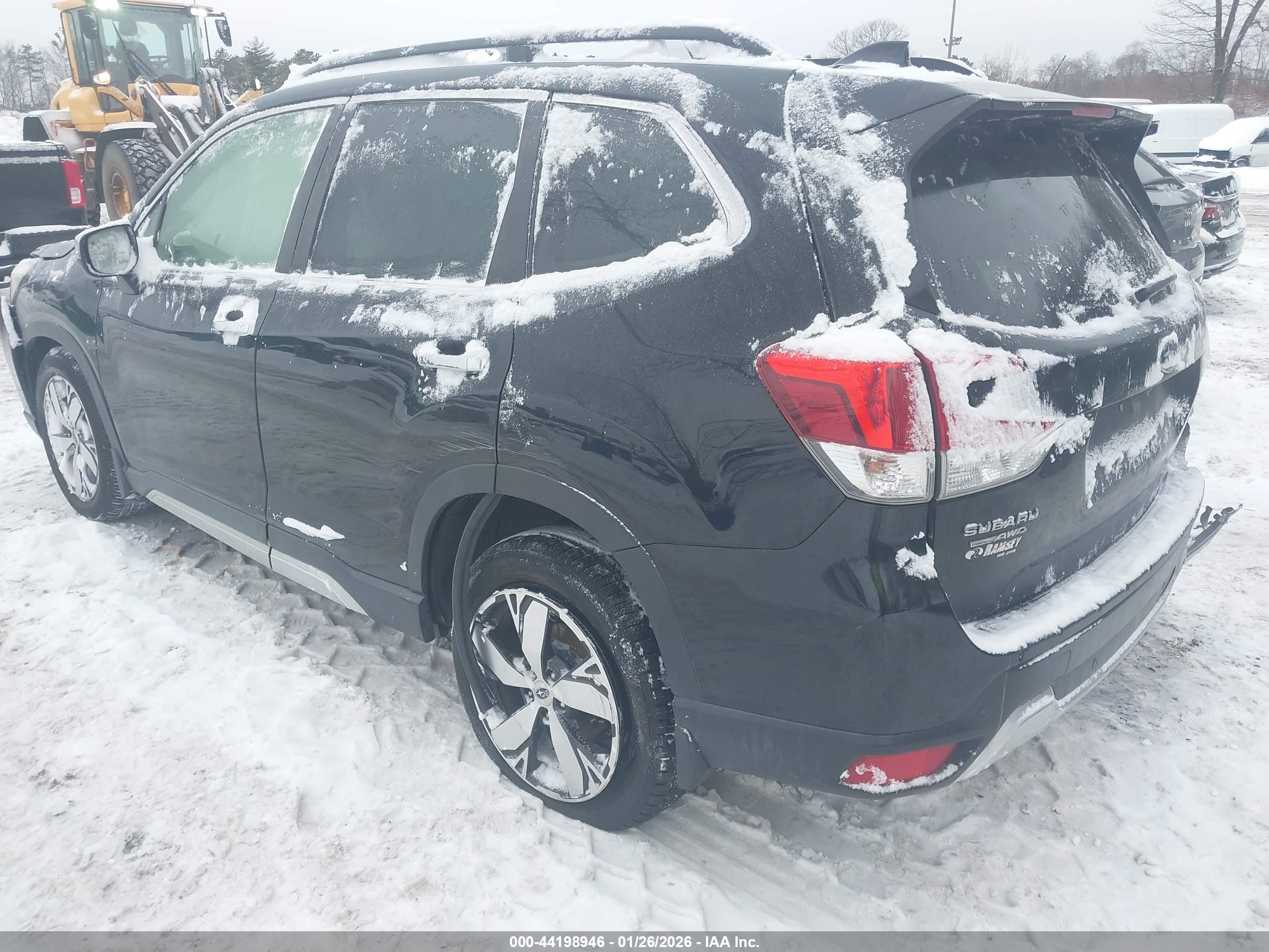 SUBARU FORESTER image 3