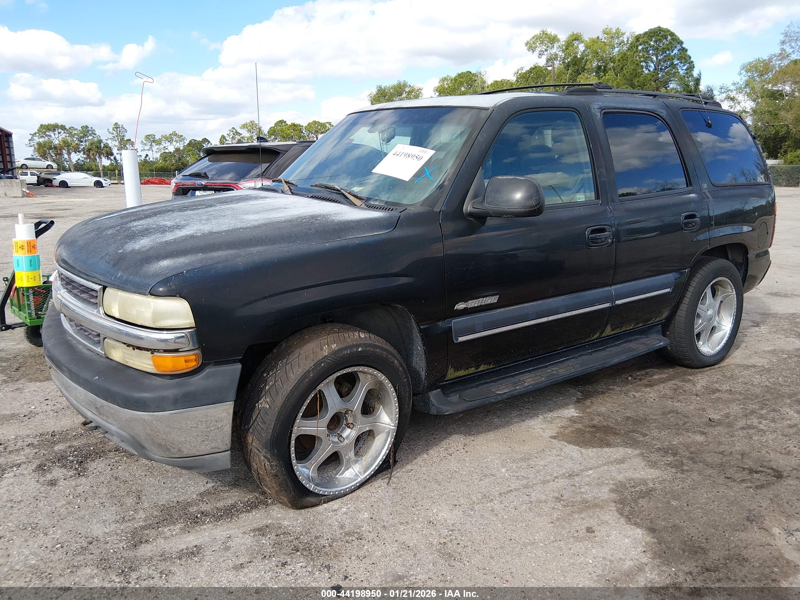CHEVROLET TAHOE image 2