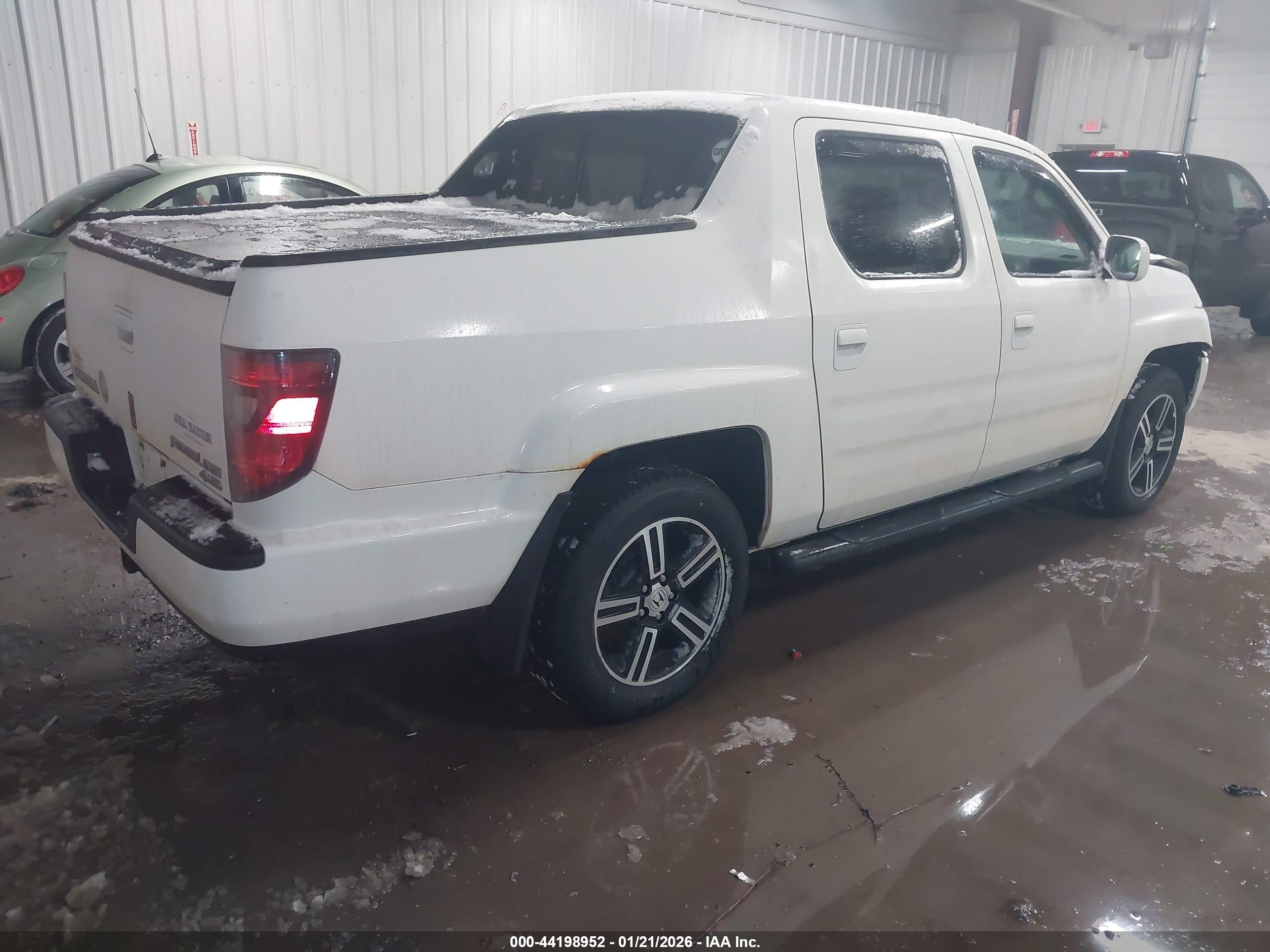 HONDA RIDGELINE image 4