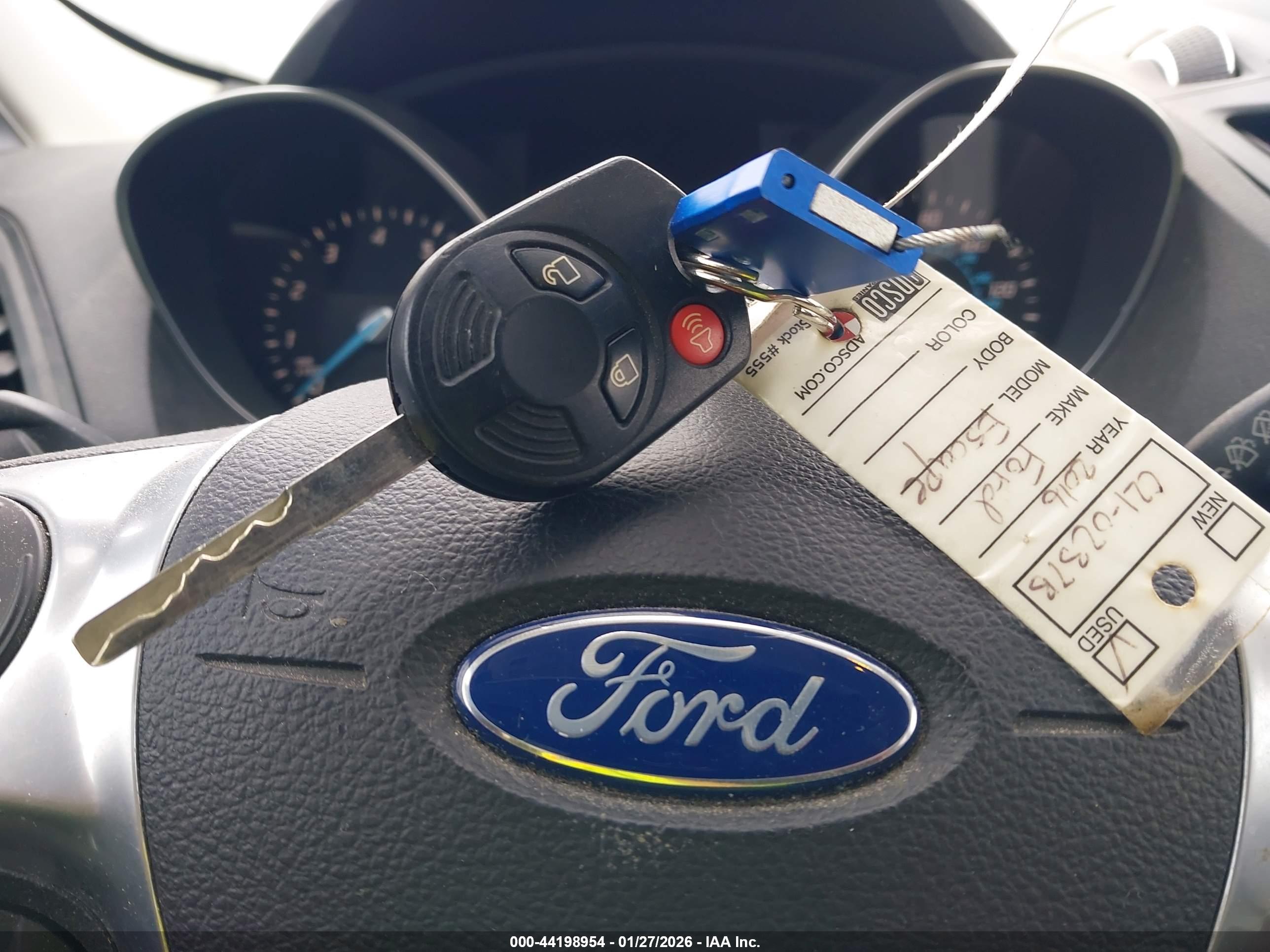 FORD ESCAPE image 11