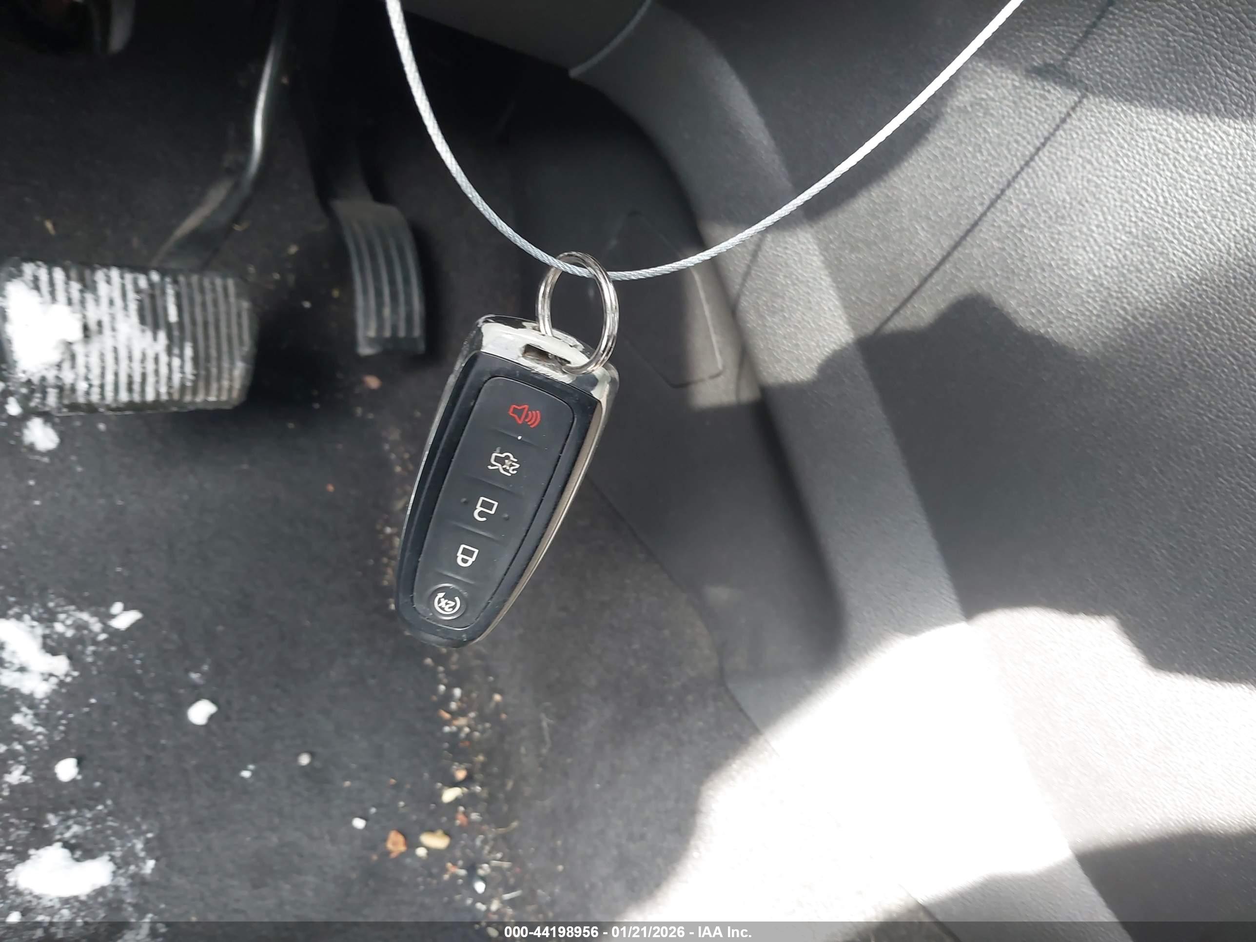 FORD ESCAPE image 11