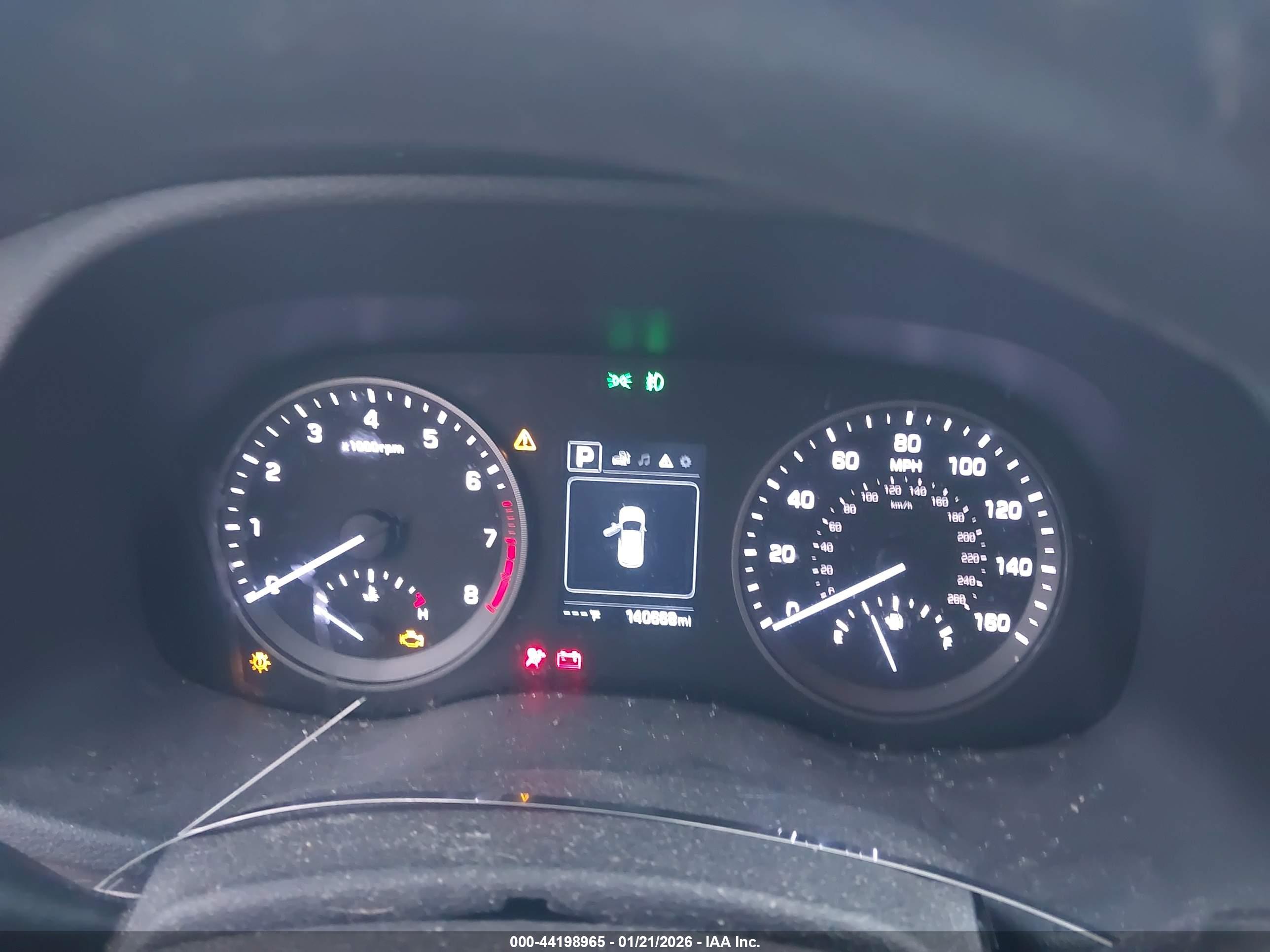 HYUNDAI TUCSON image 7