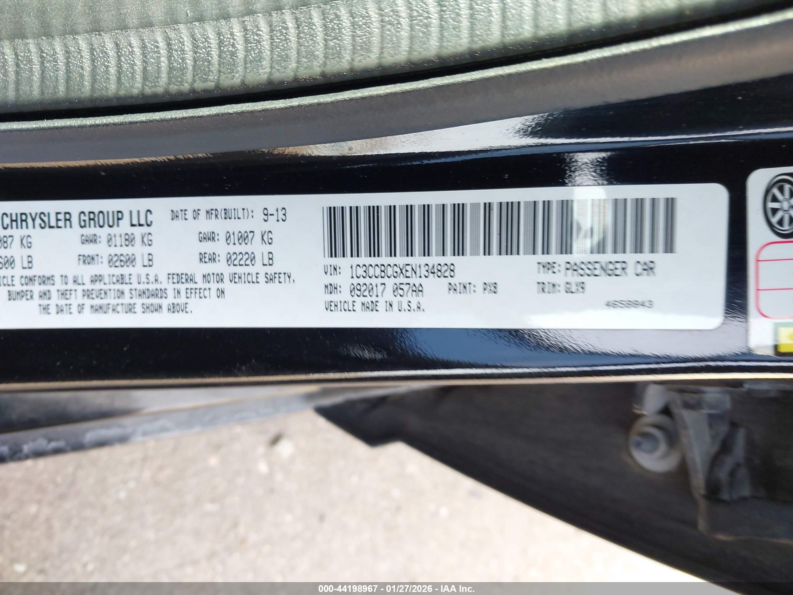 CHRYSLER 200 image 9