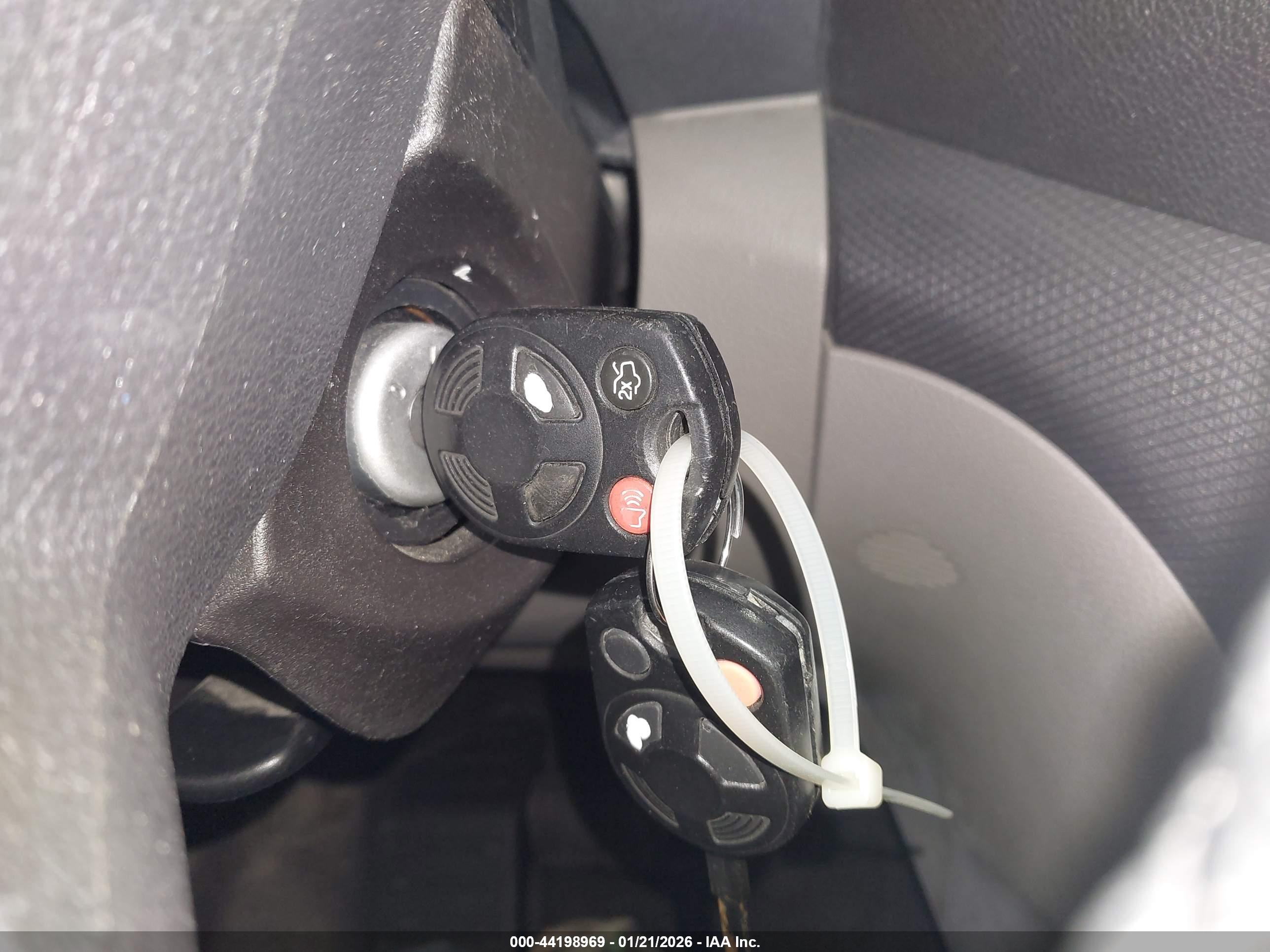 FORD TRANSIT image 11
