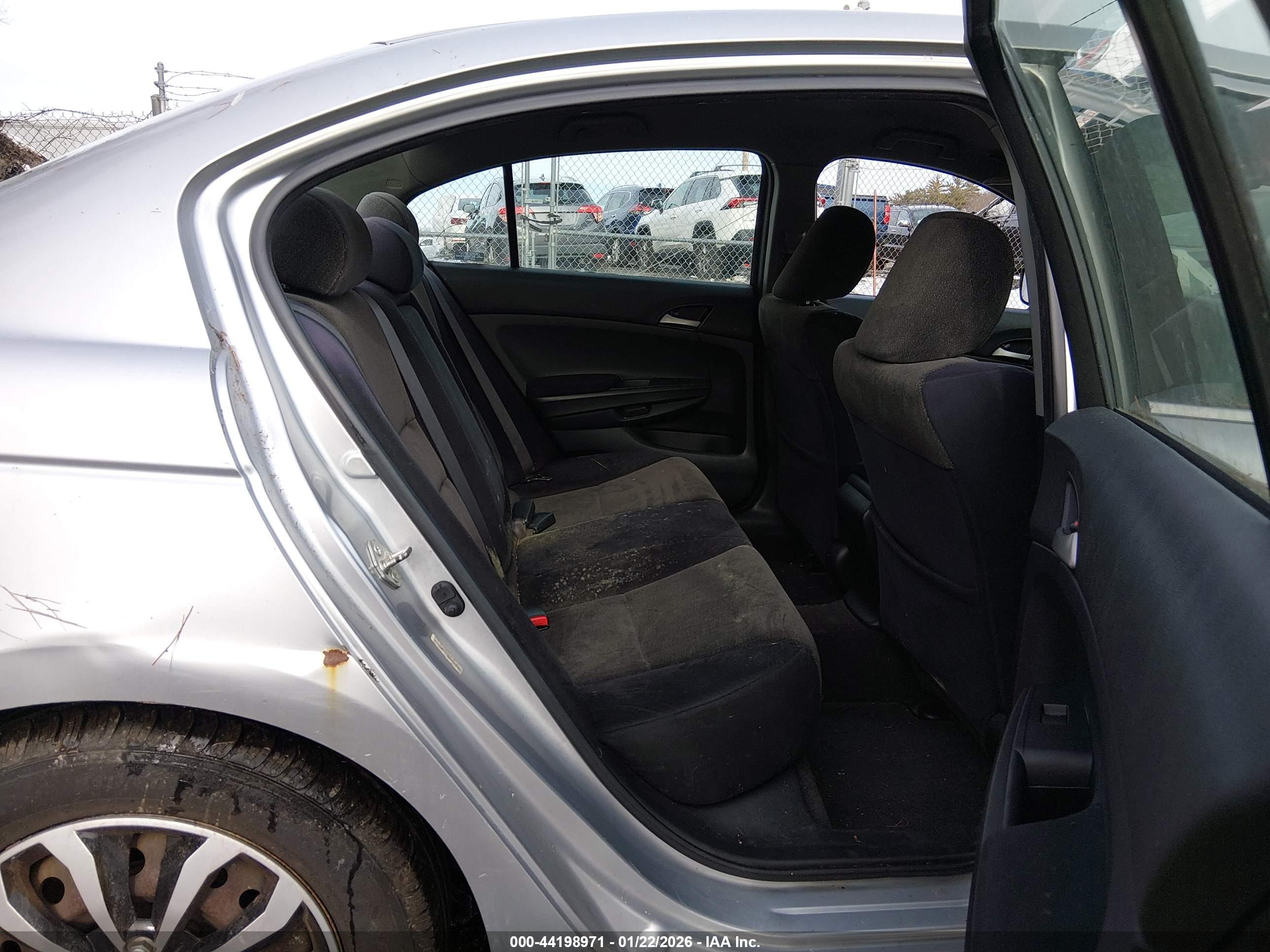 HONDA ACCORD image 8