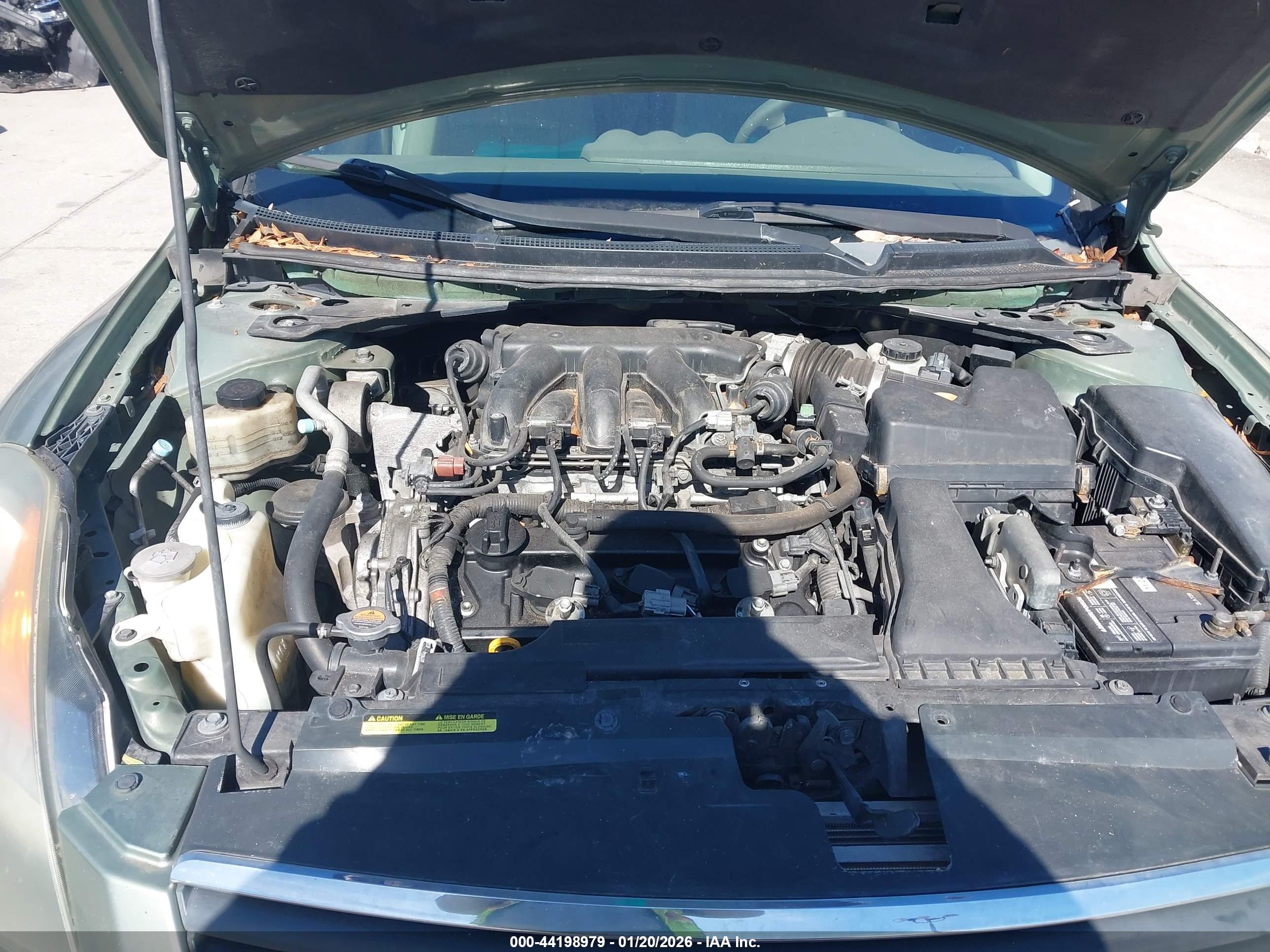 NISSAN ALTIMA image 10