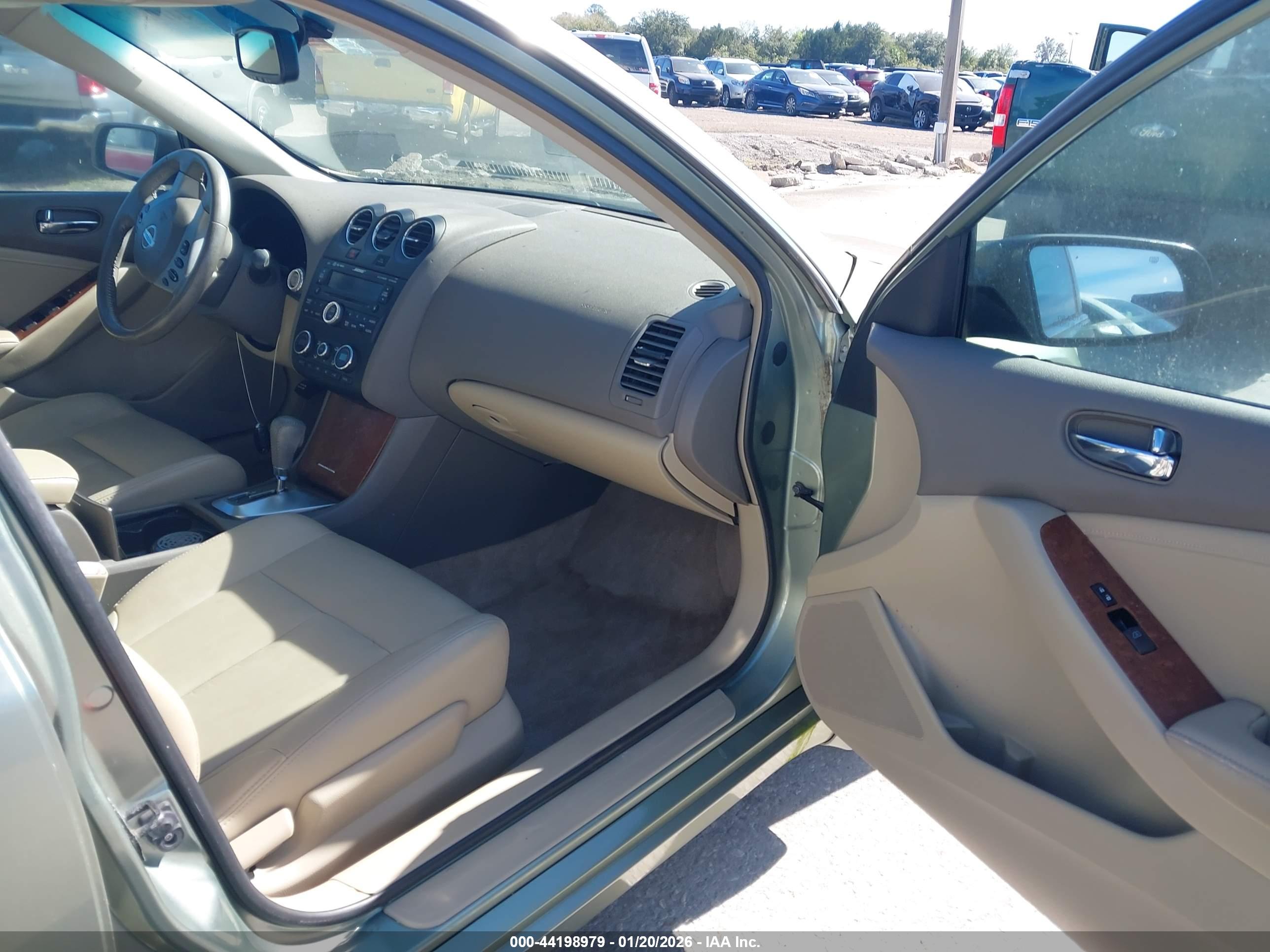 NISSAN ALTIMA image 5