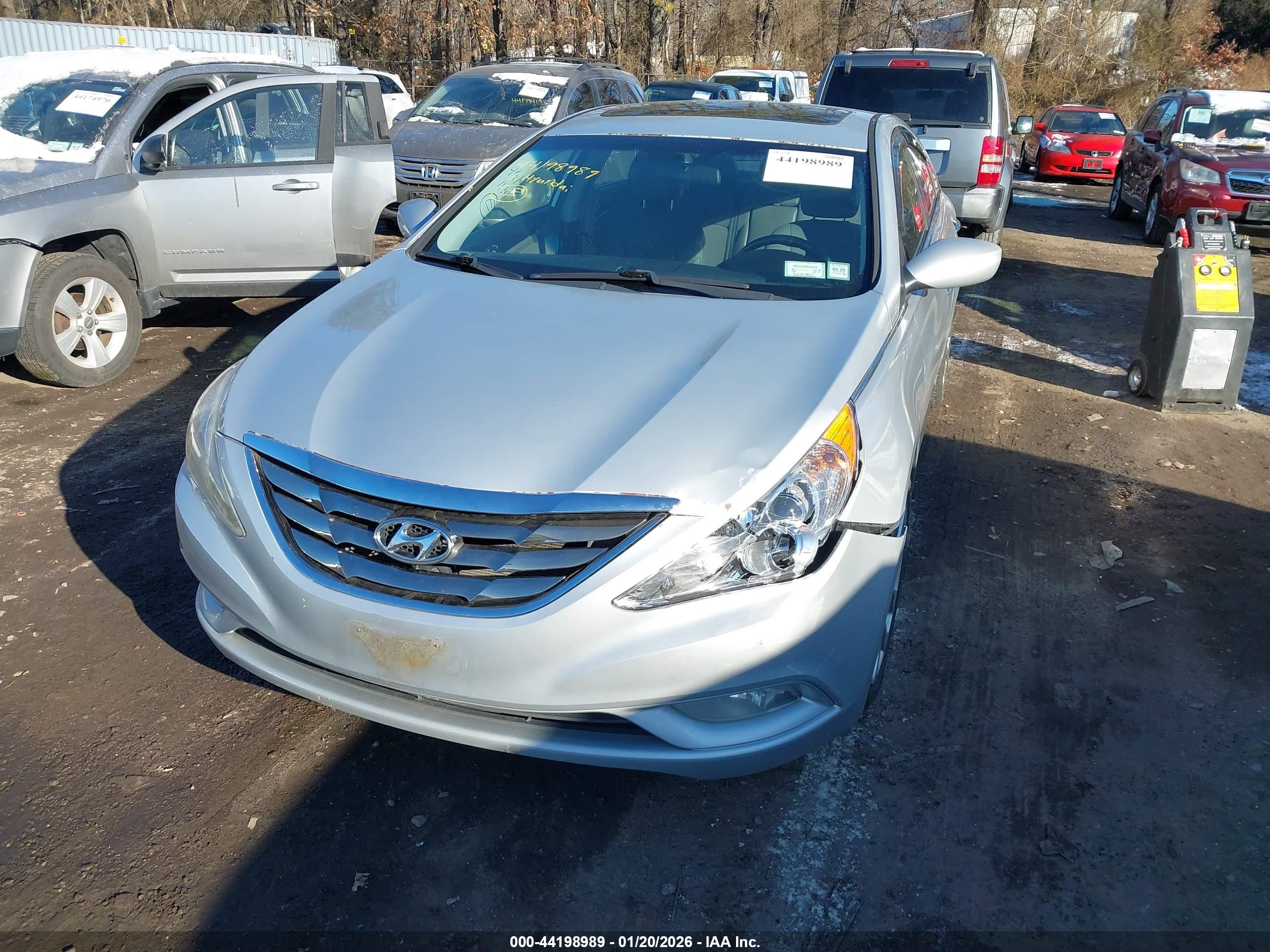 HYUNDAI SONATA image 6