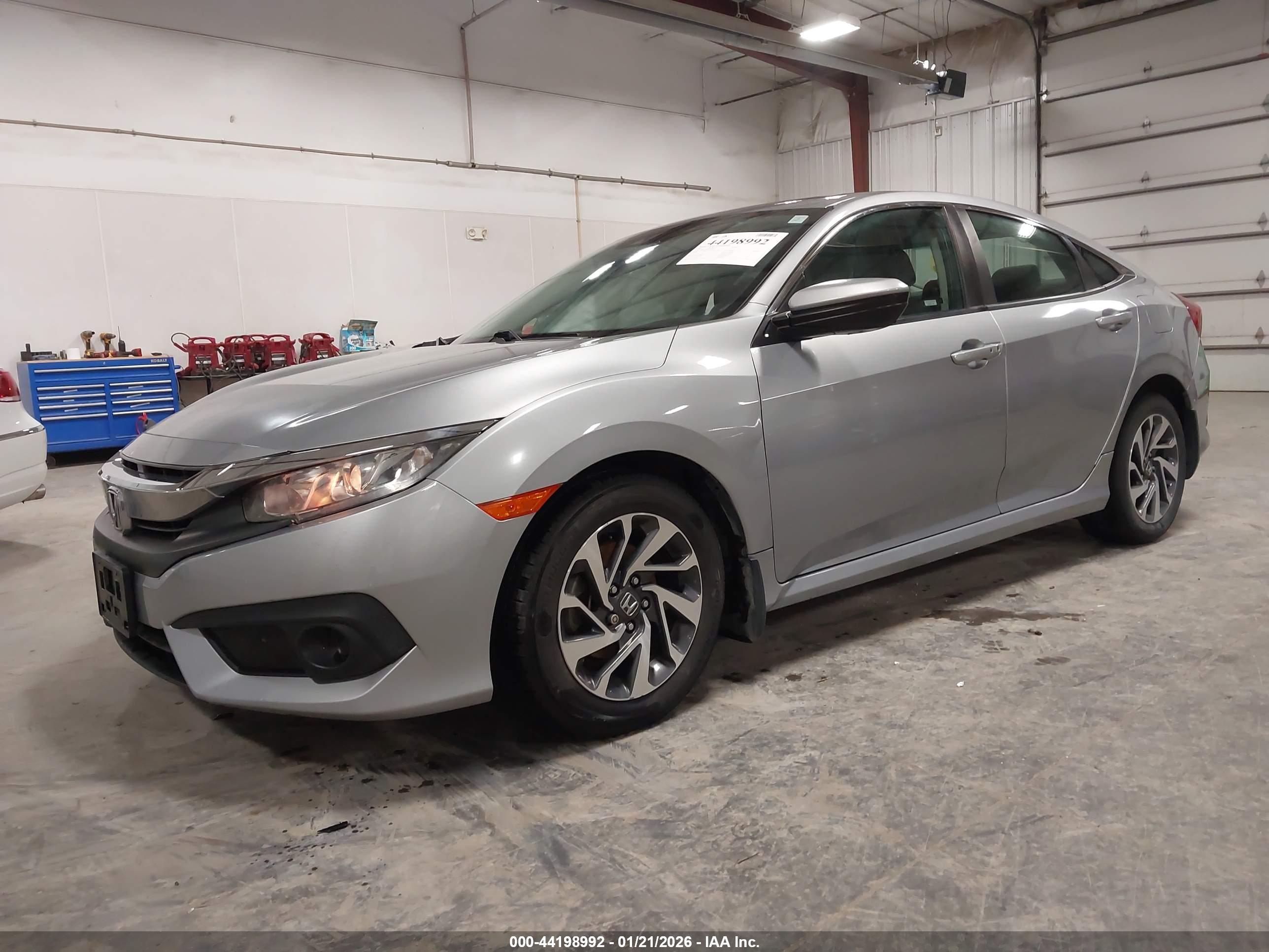 HONDA CIVIC image 2