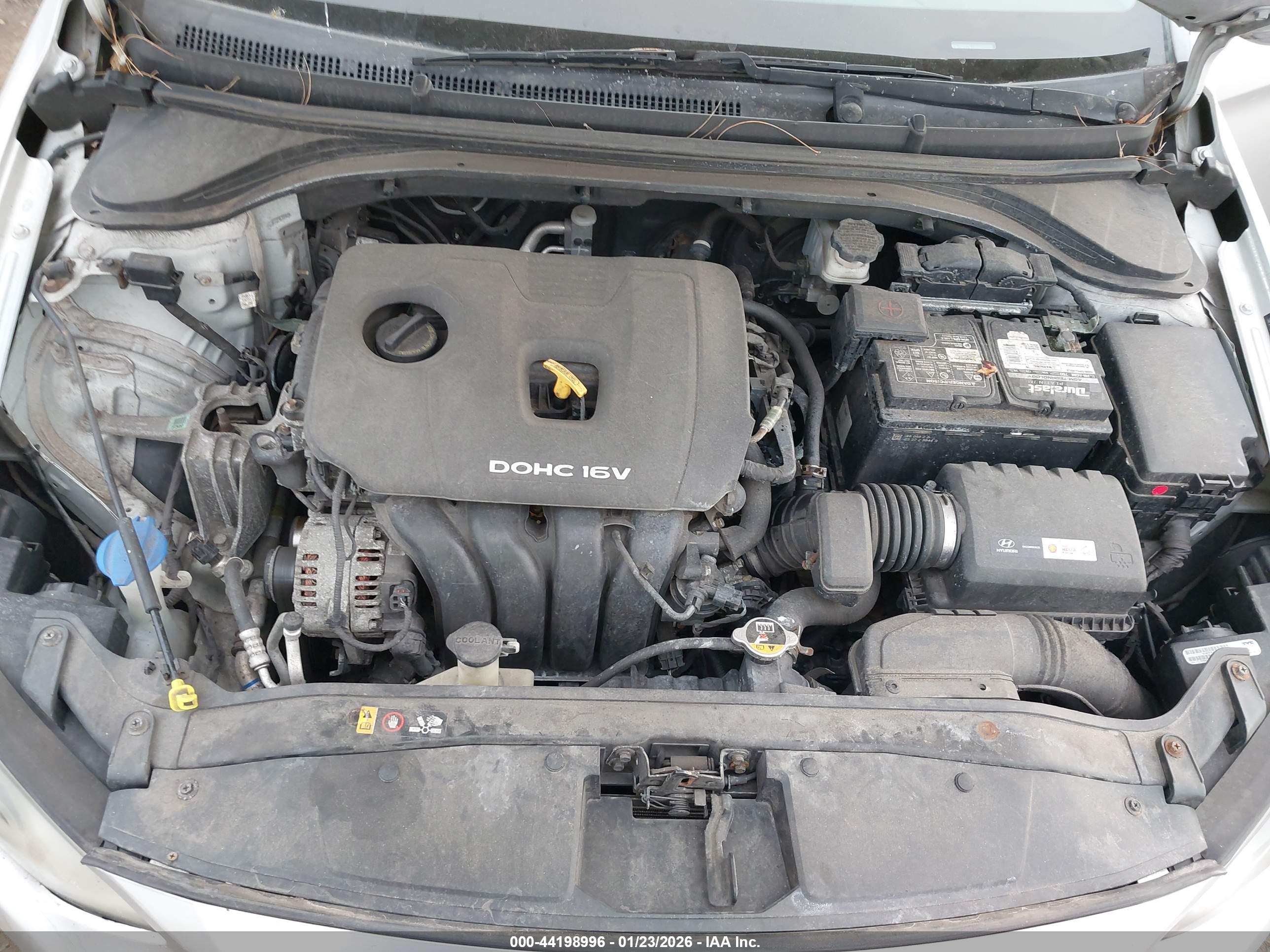 HYUNDAI ELANTRA image 10