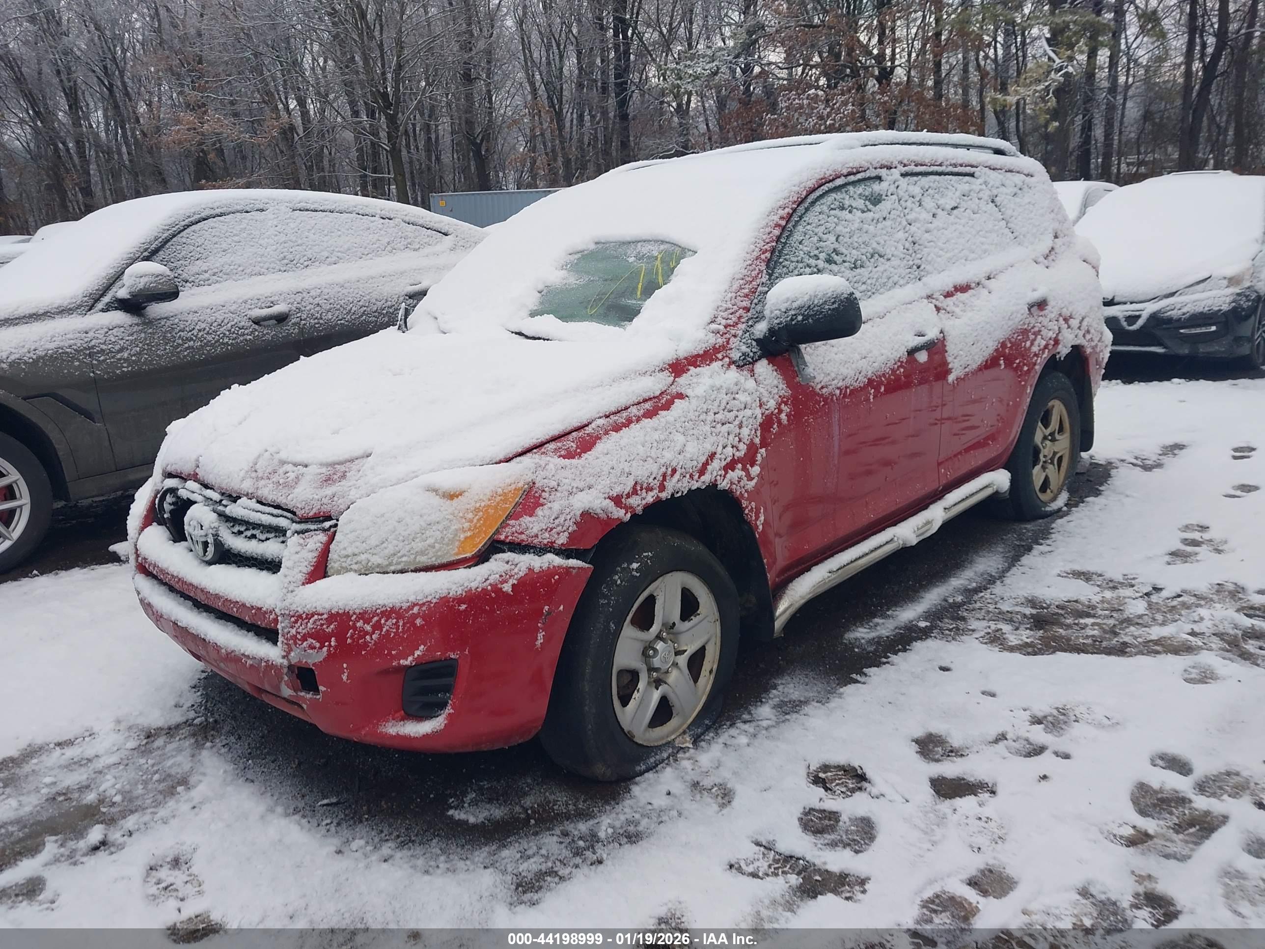 TOYOTA RAV4 image 2
