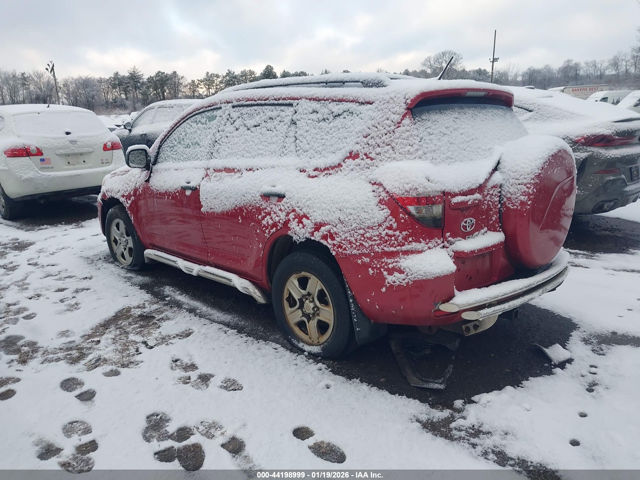TOYOTA RAV4 image 3