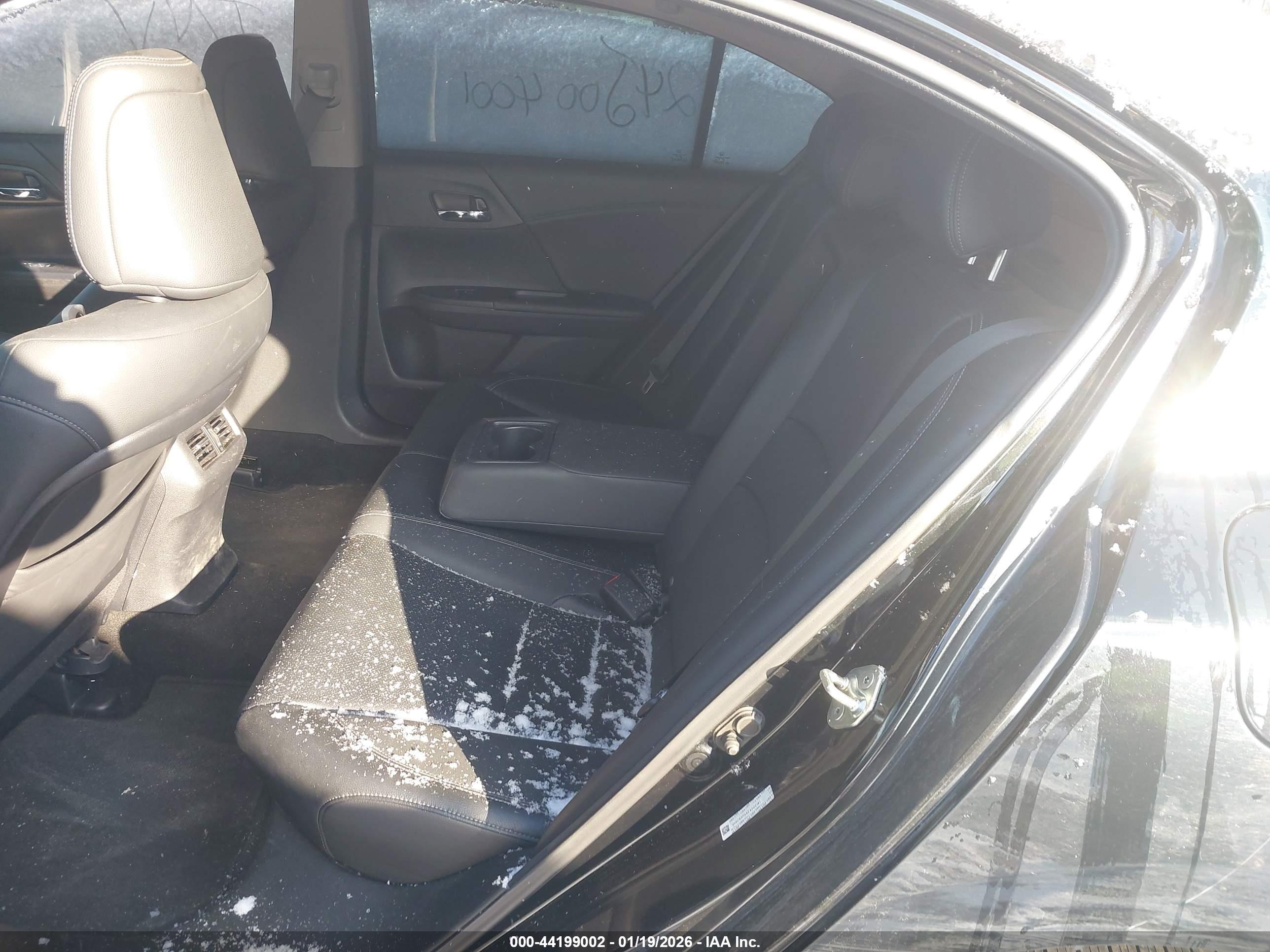 HONDA ACCORD image 8