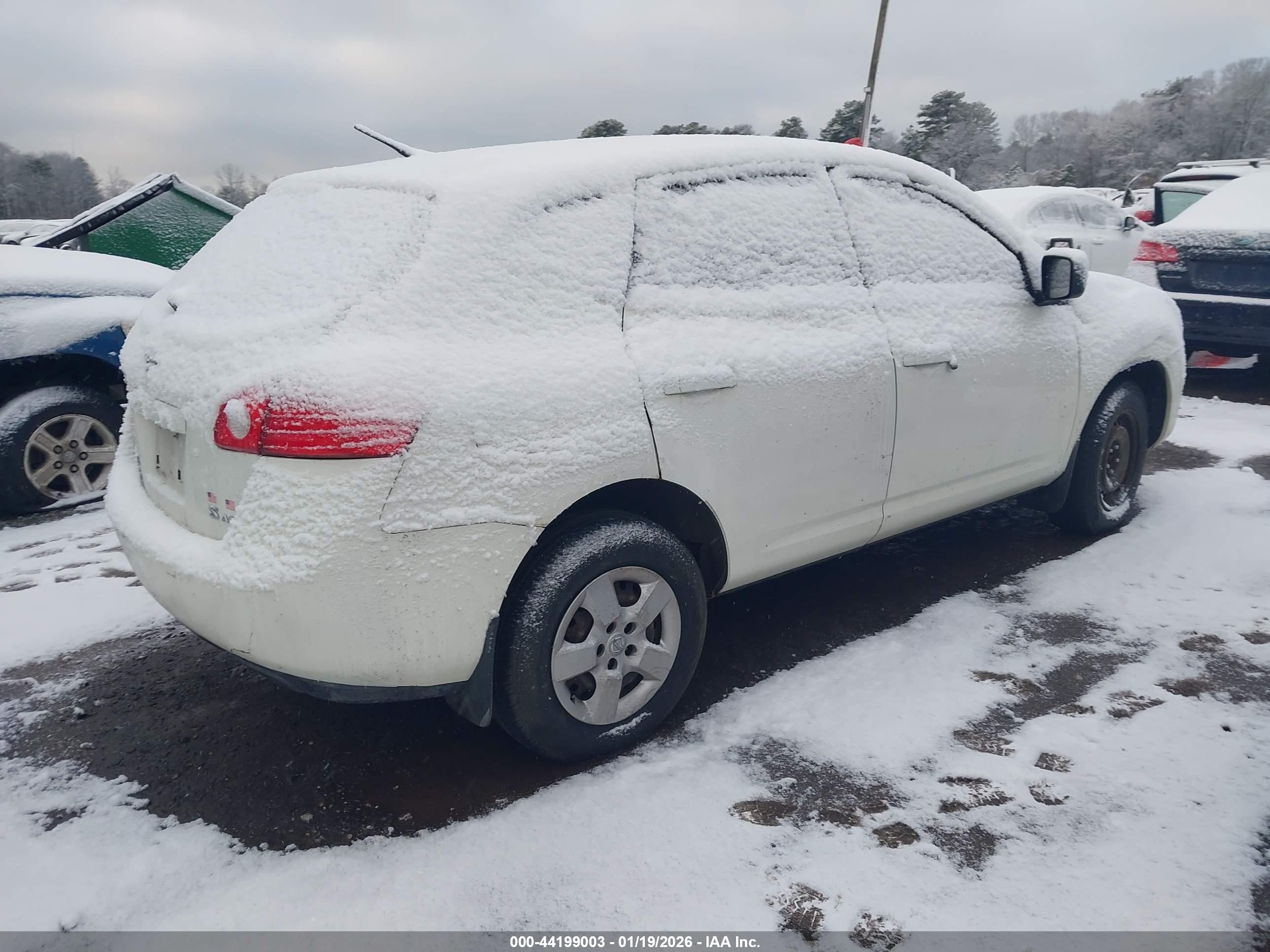 NISSAN ROGUE image 4