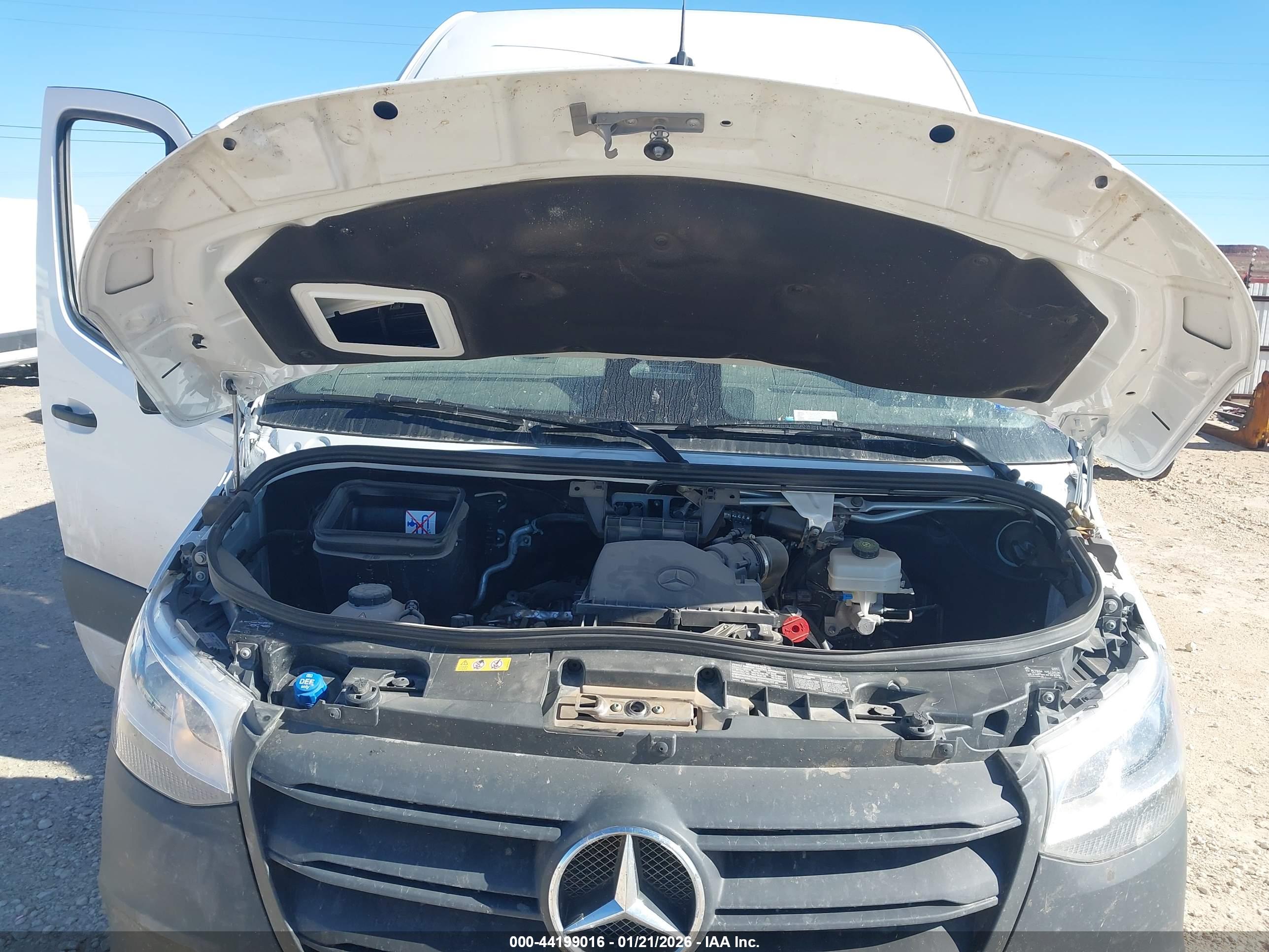 MERCEDES-BENZ SPRINTER image 10