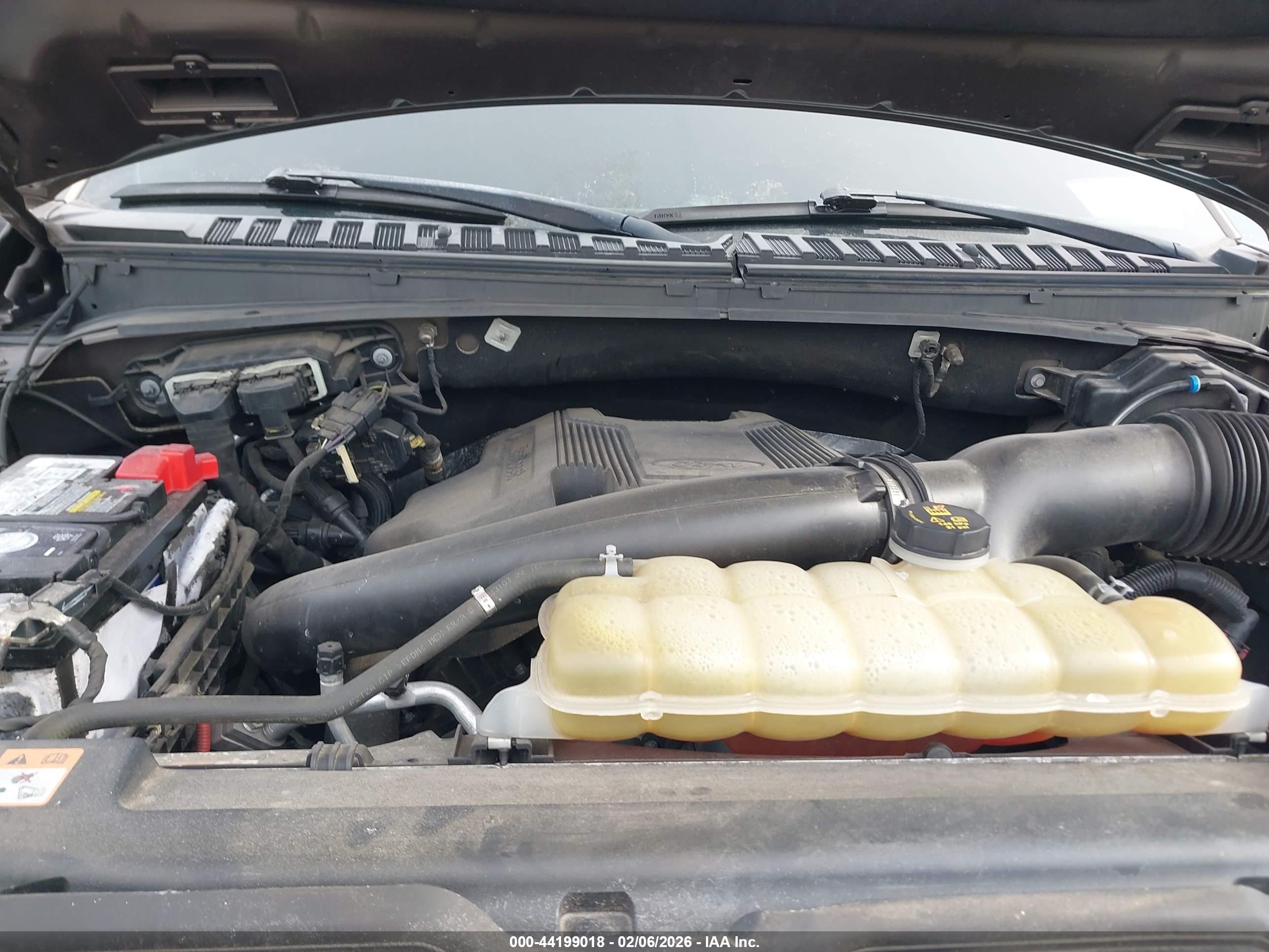 FORD EXPEDITION image 10