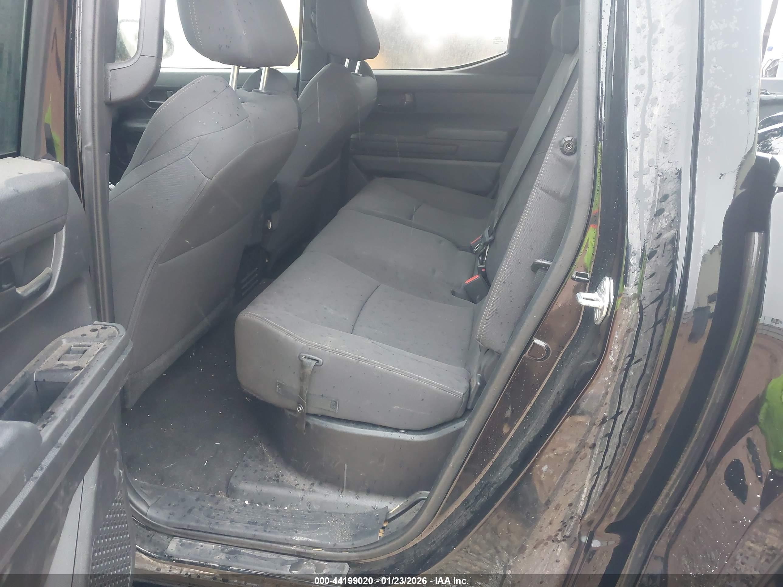 TOYOTA TACOMA image 8
