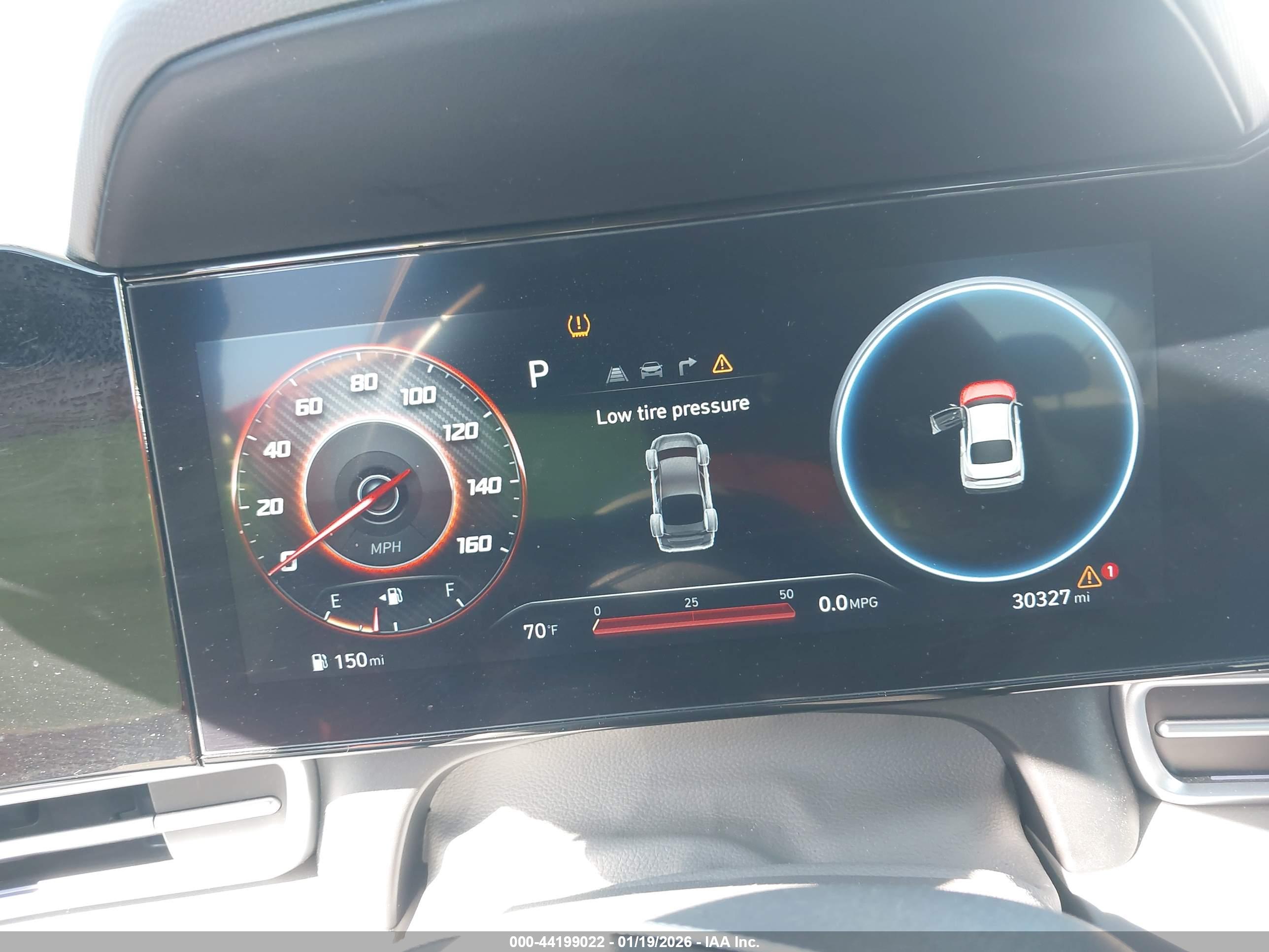 HYUNDAI ELANTRA image 7