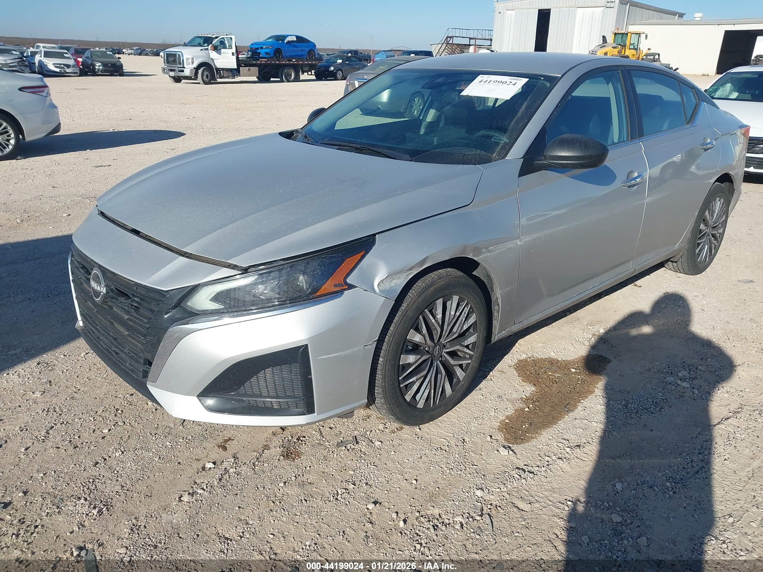 NISSAN ALTIMA image 6