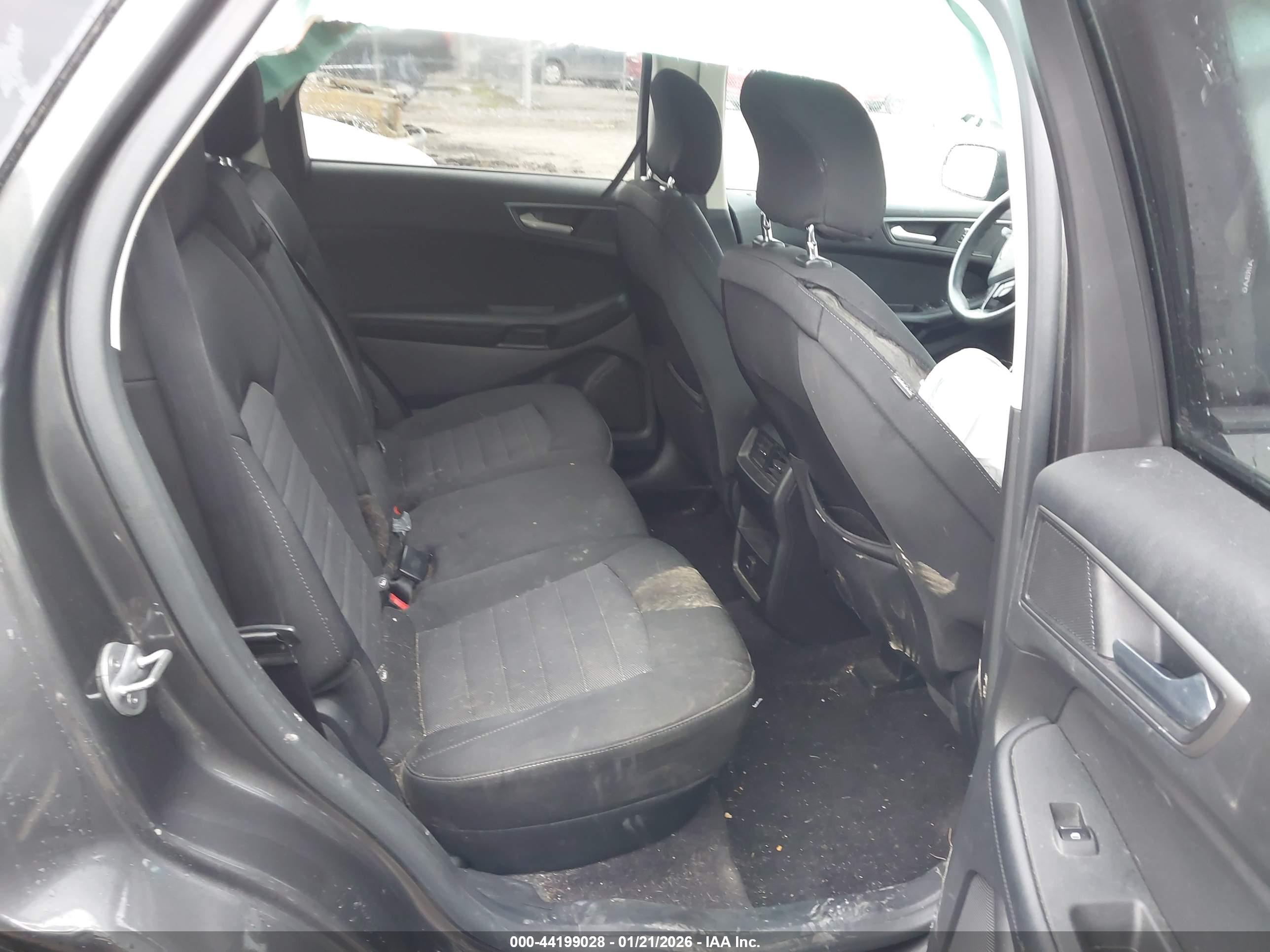 FORD EDGE image 8