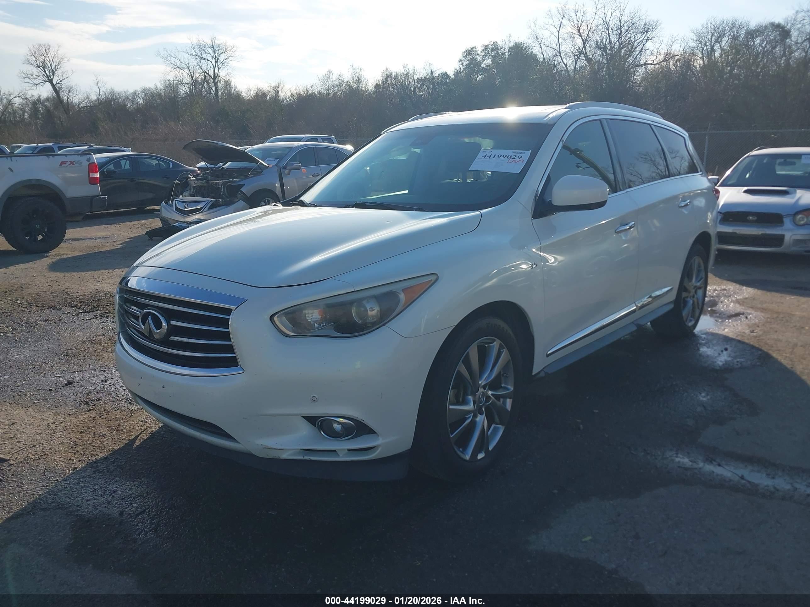 INFINITI QX60 image 2