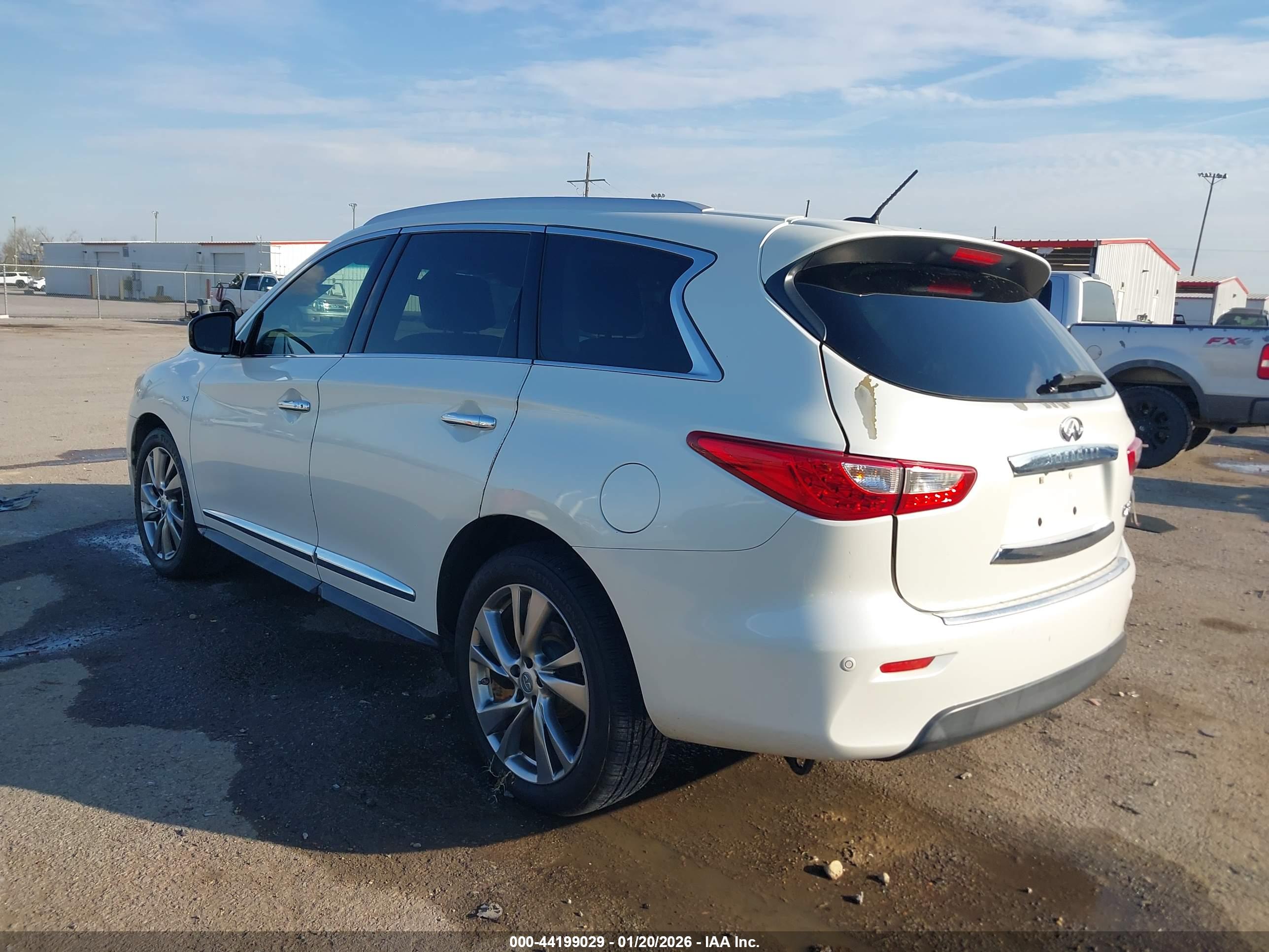 INFINITI QX60 image 3