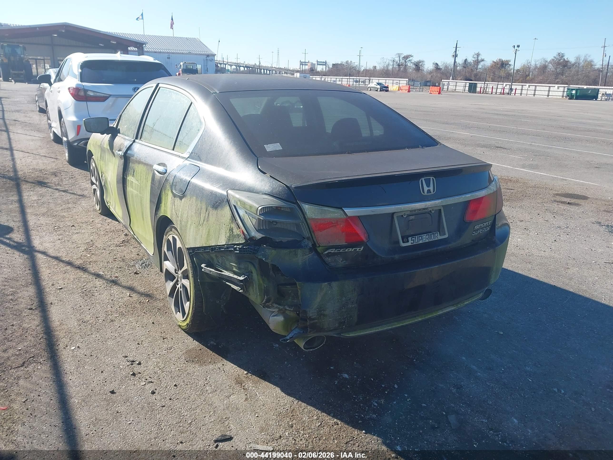 HONDA ACCORD image 3