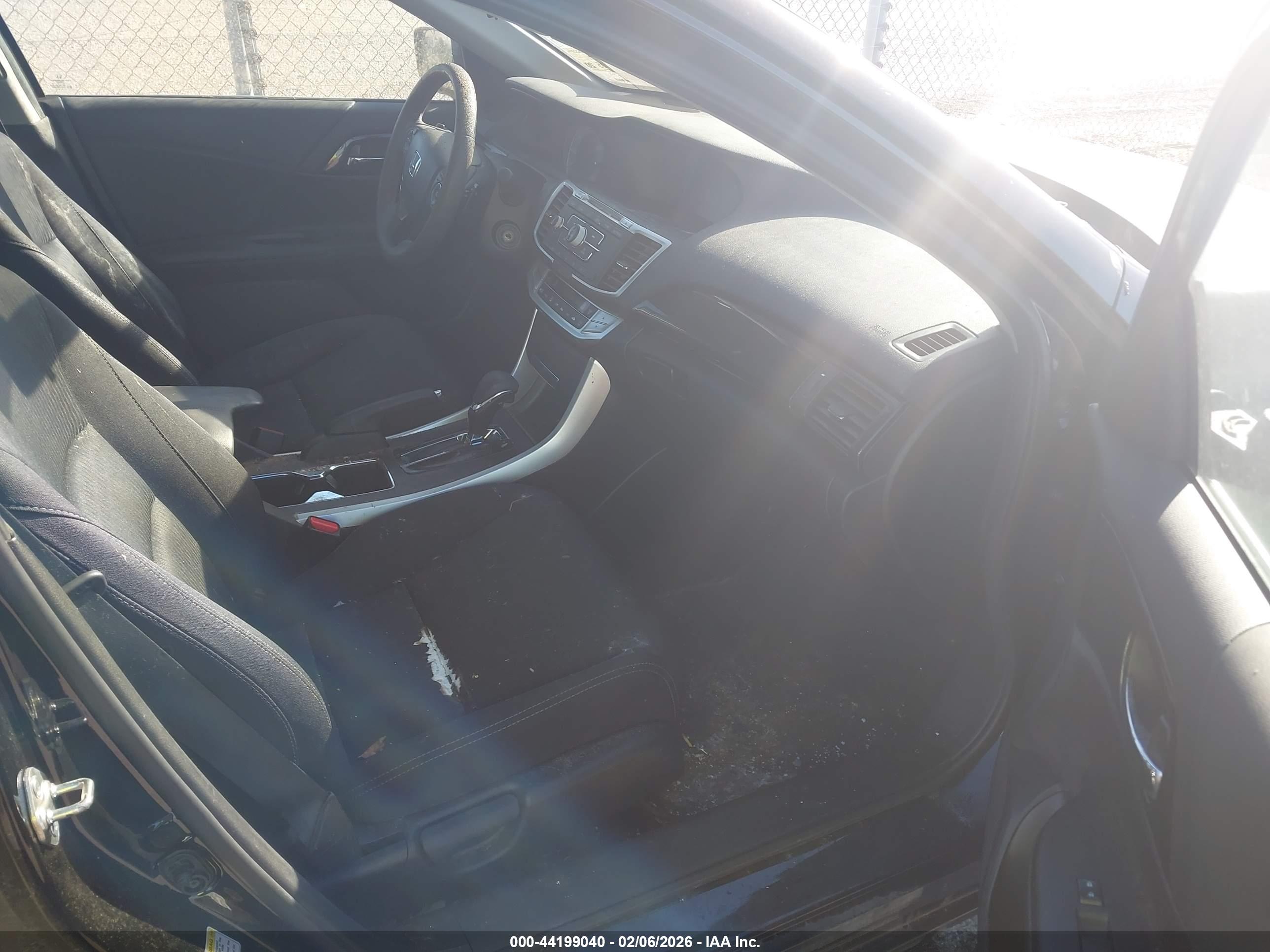 HONDA ACCORD image 5