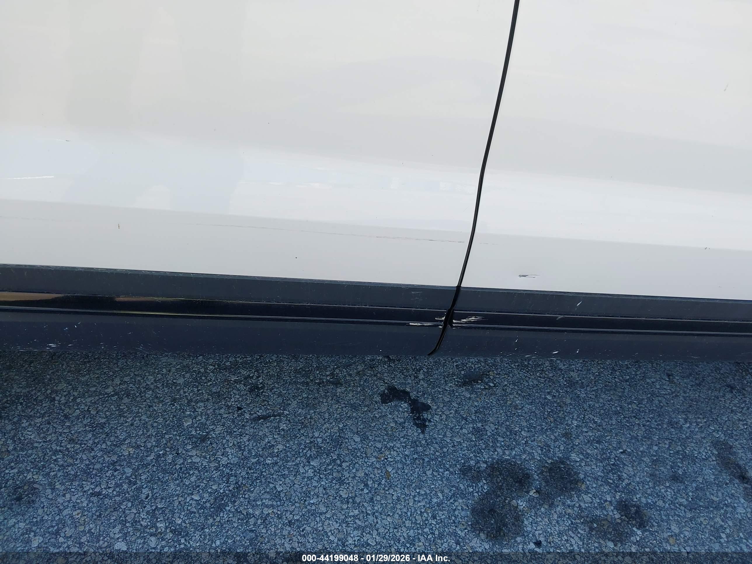 FORD EXPLORER image 6
