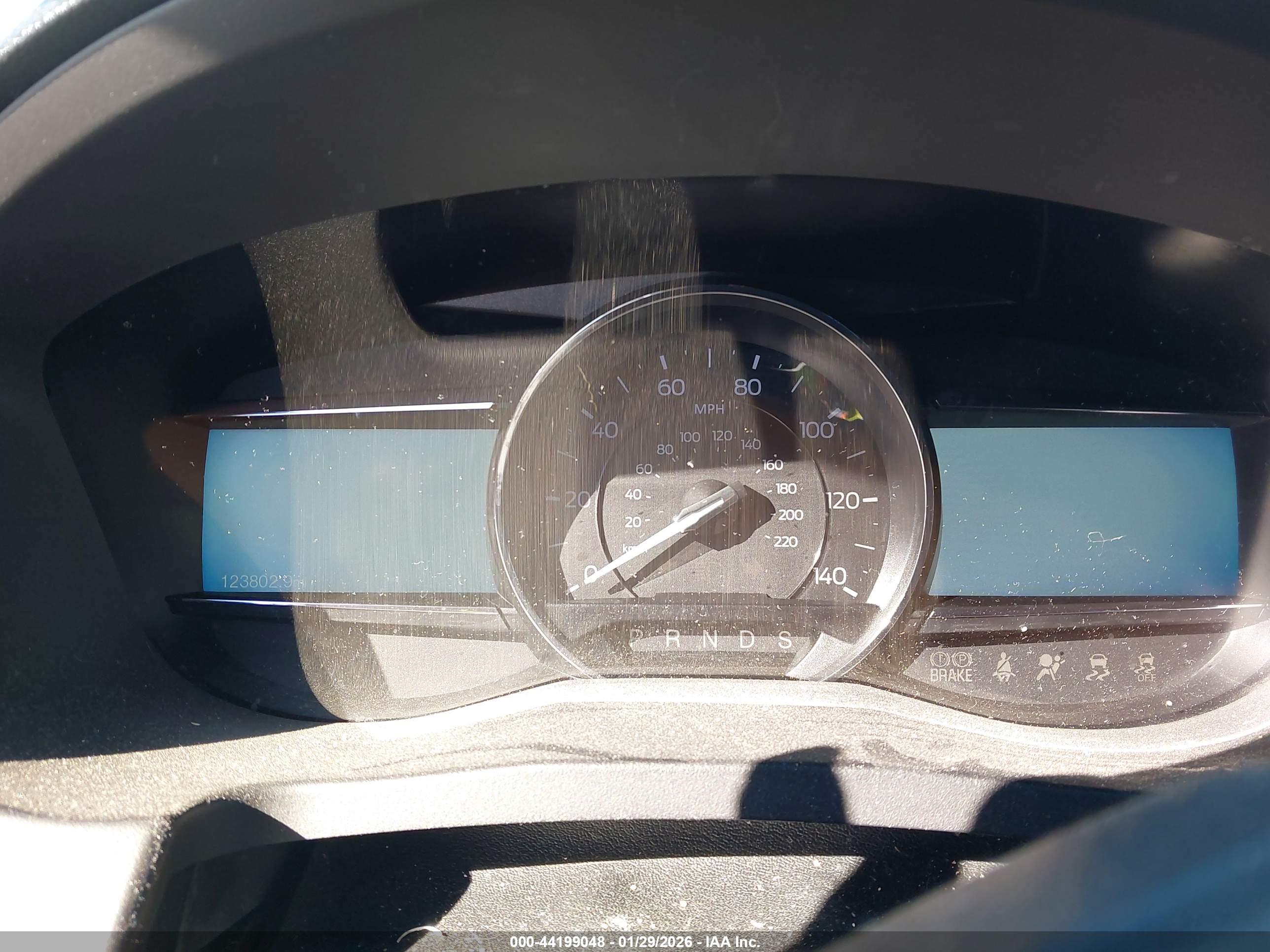 FORD EXPLORER image 7