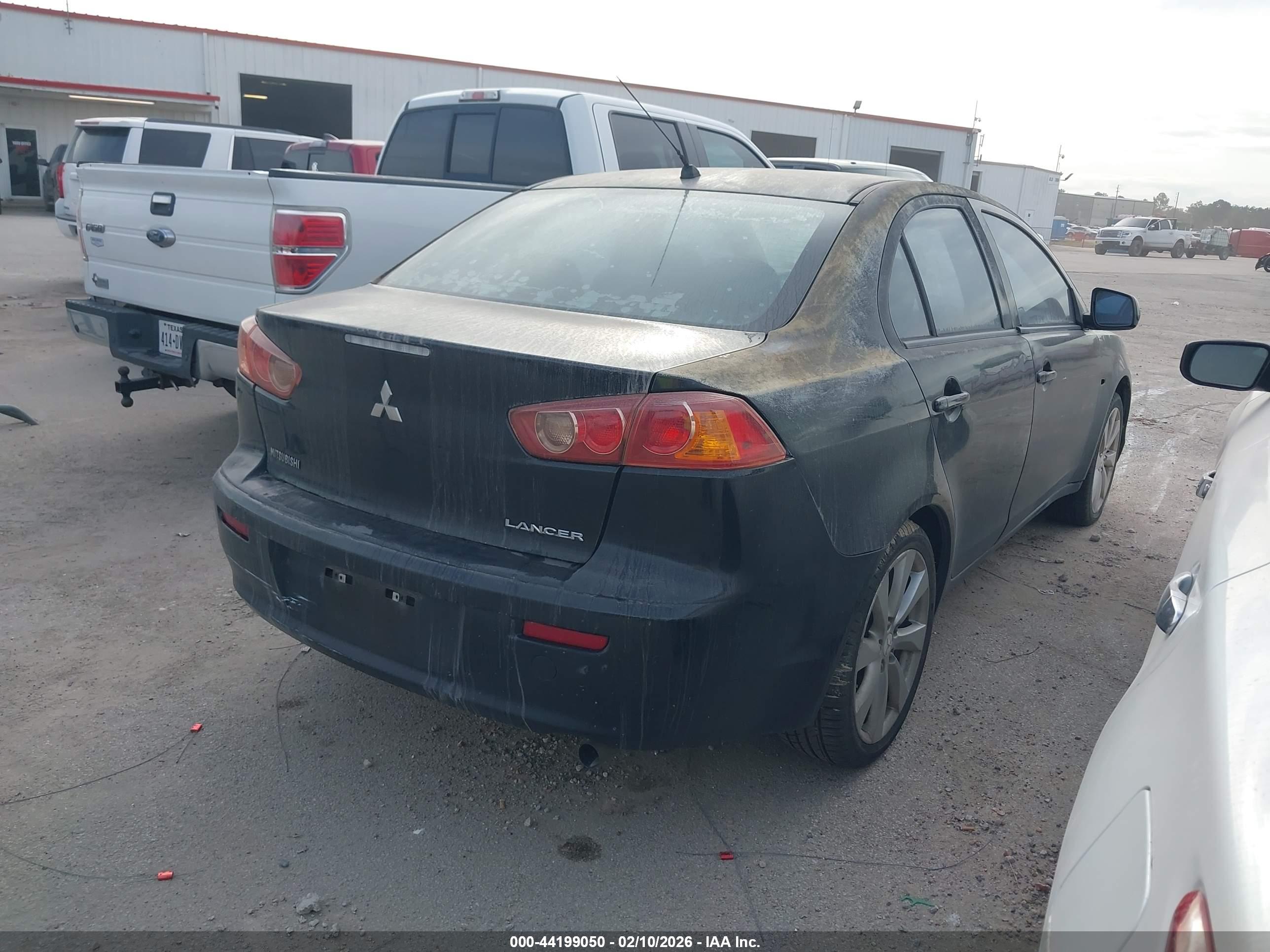 MITSUBISHI LANCER image 4