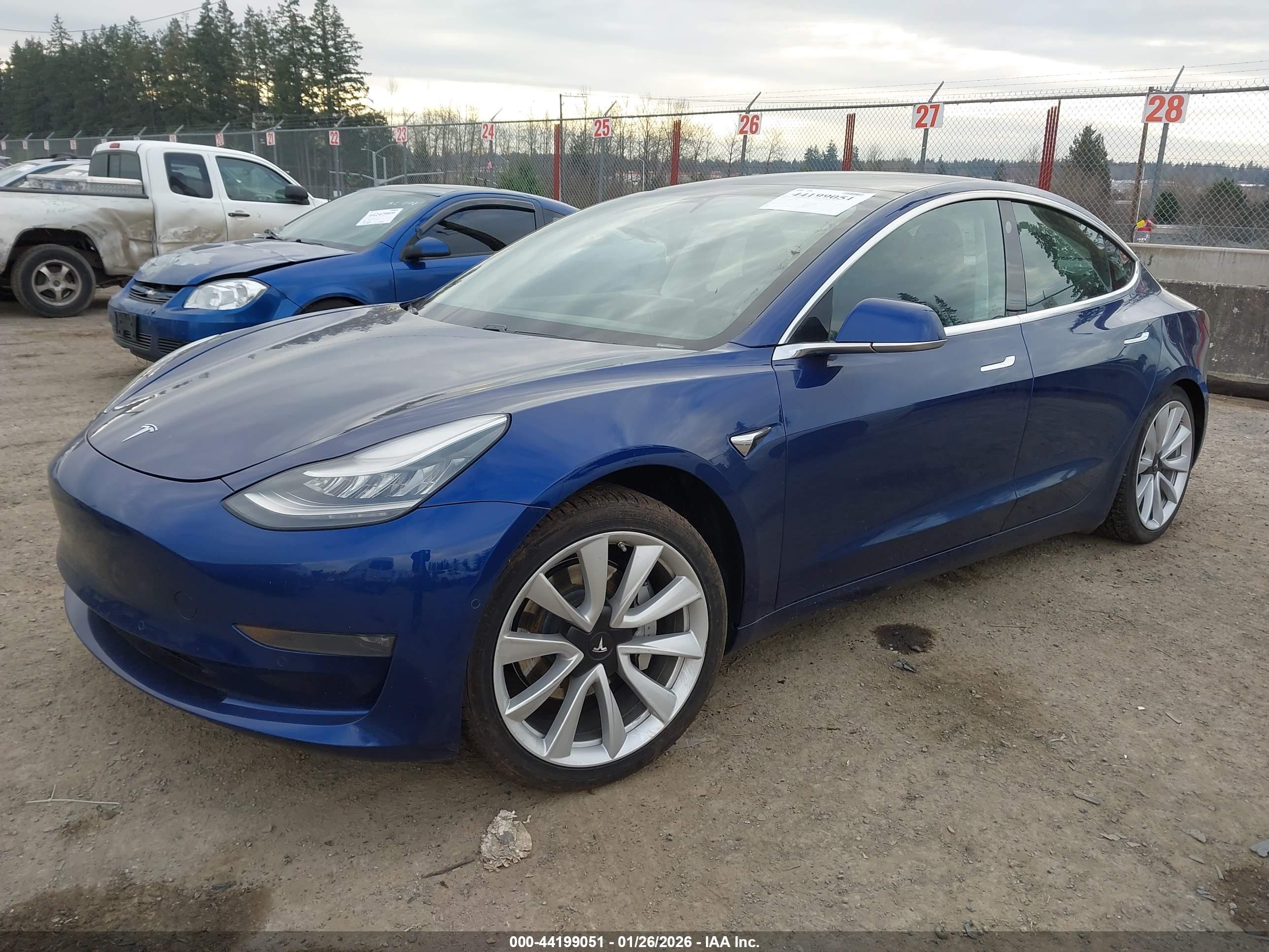 TESLA MODEL image 2