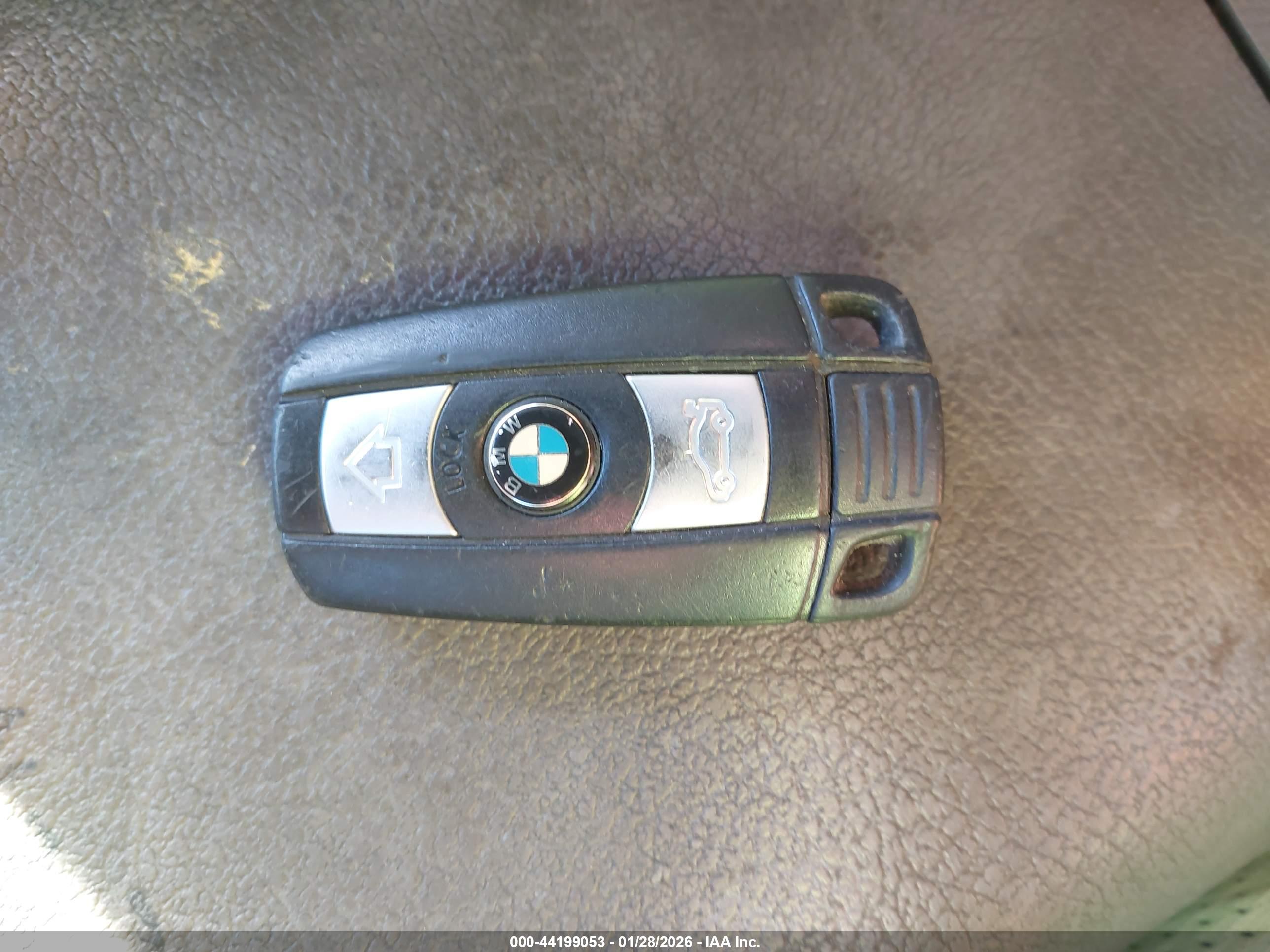 BMW 328I image 11