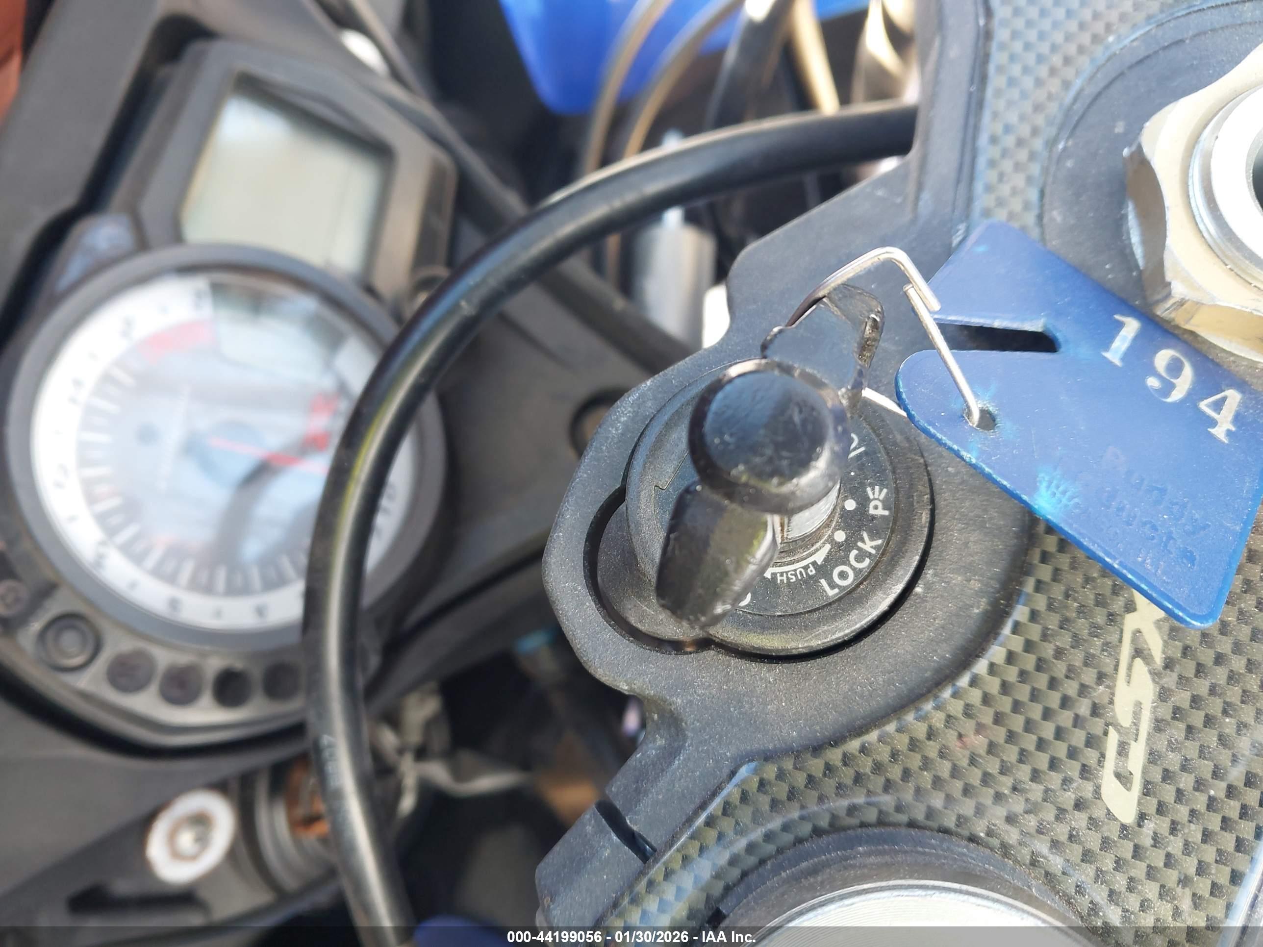 SUZUKI GSX-R600 image 11