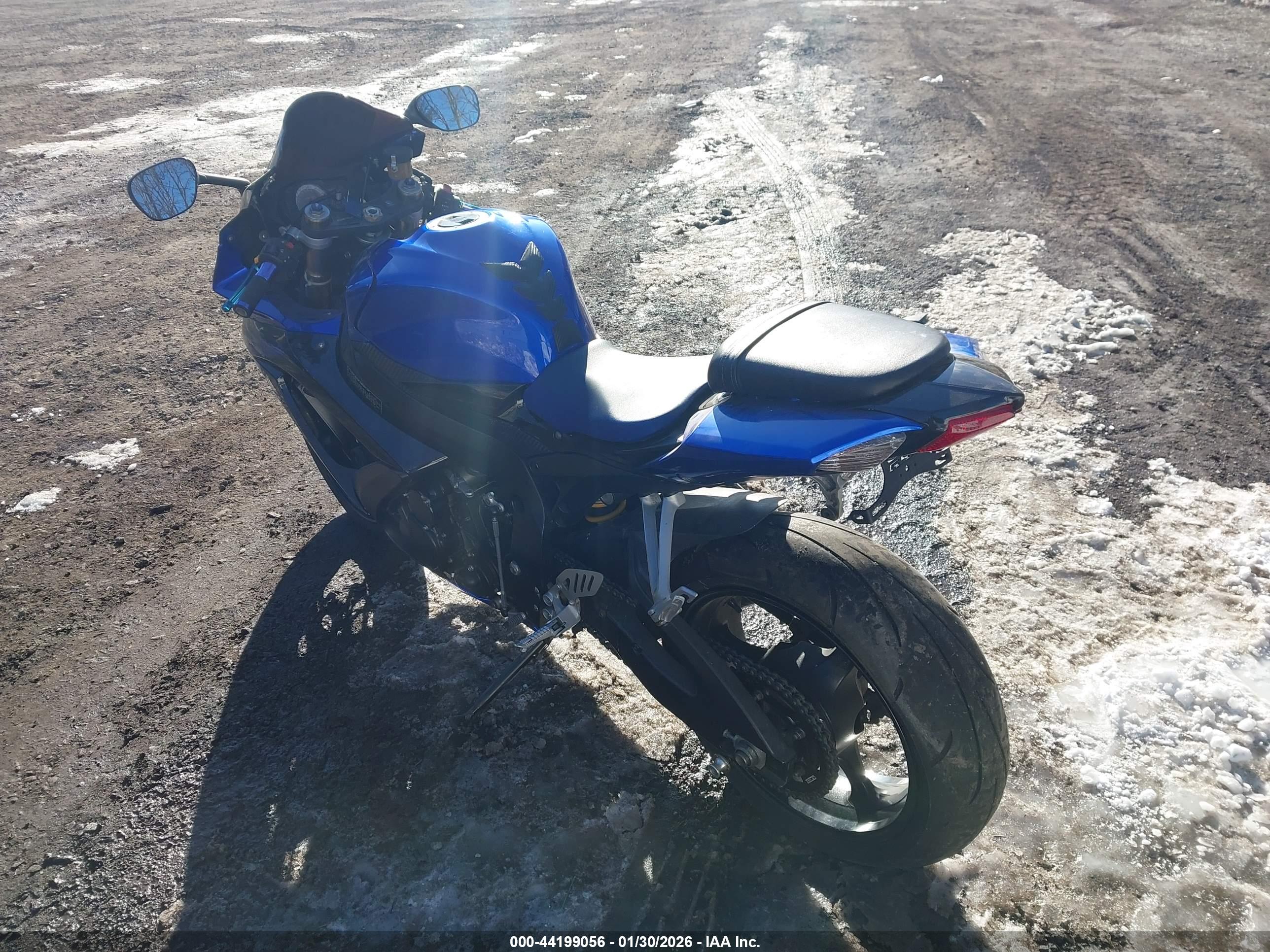 SUZUKI GSX-R600 image 3