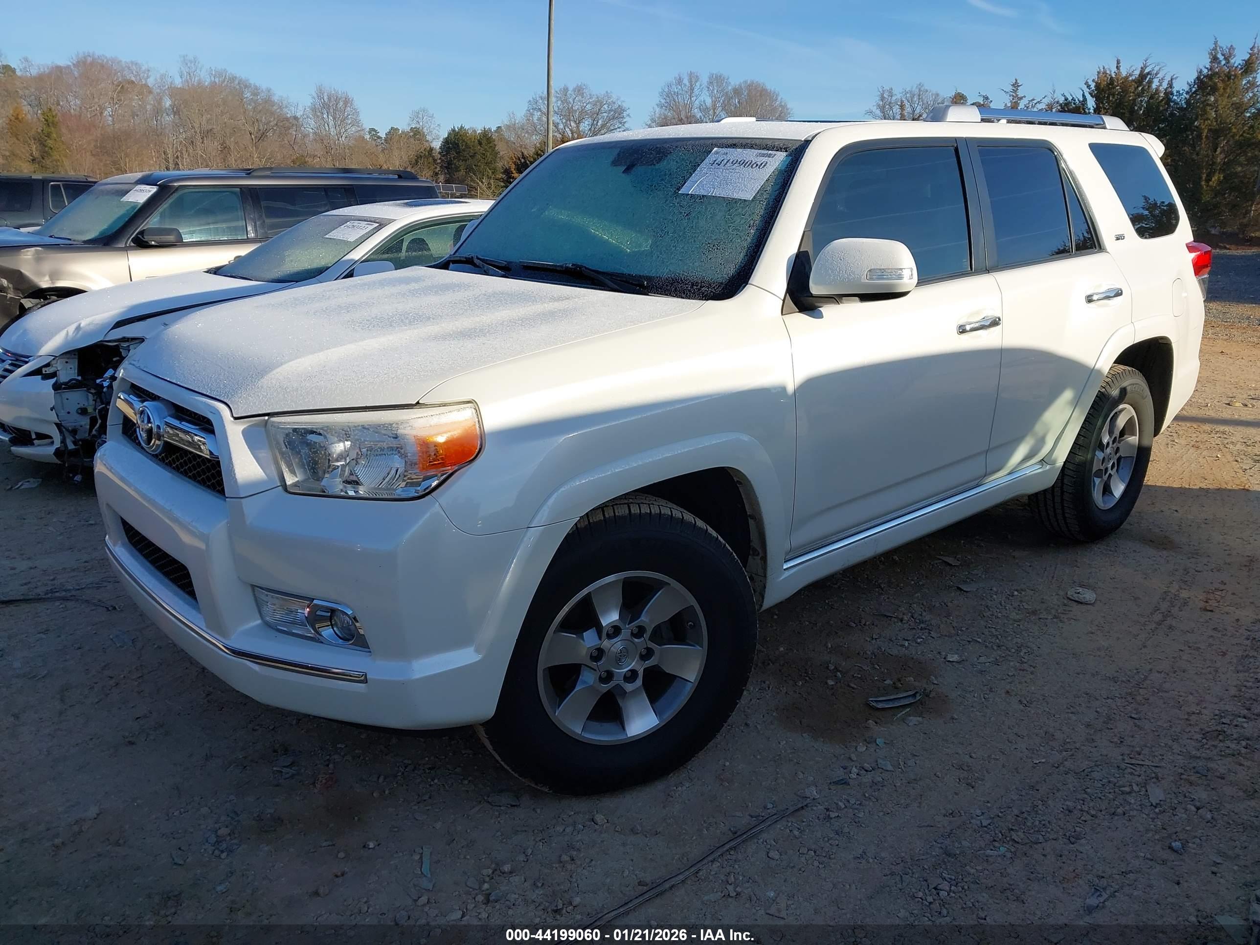 TOYOTA 4RUNNER image 2