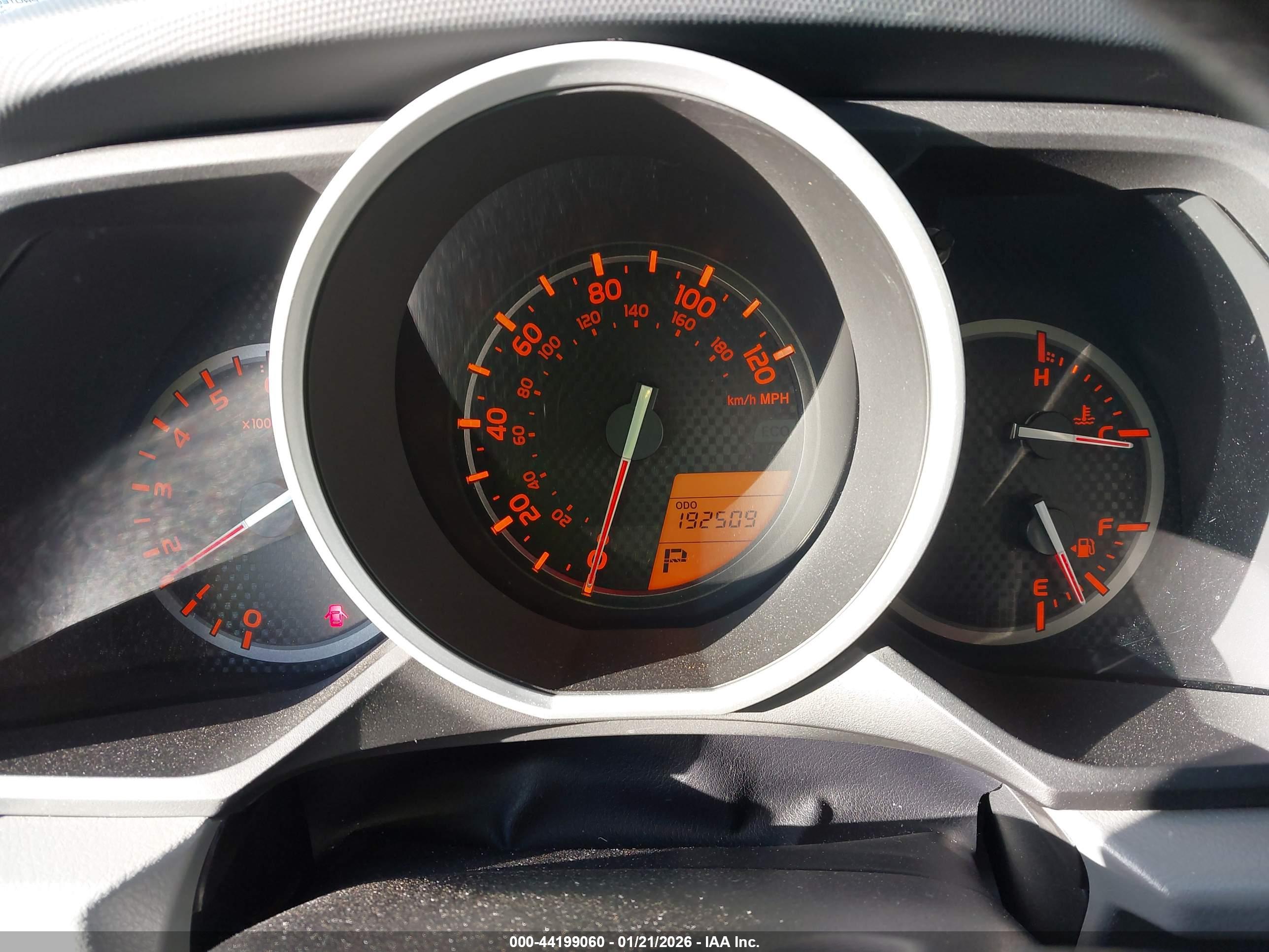 TOYOTA 4RUNNER image 7