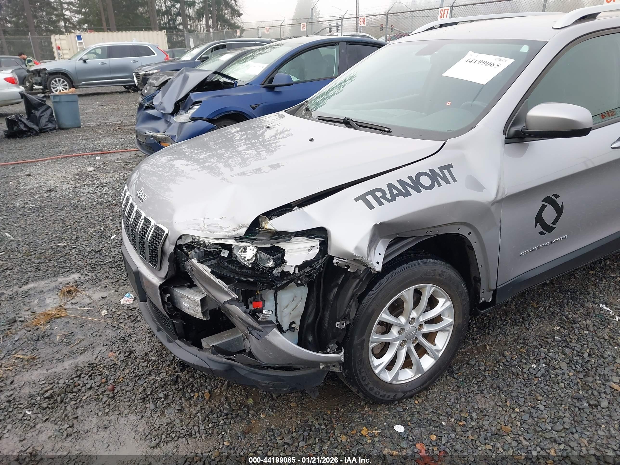 JEEP CHEROKEE image 6