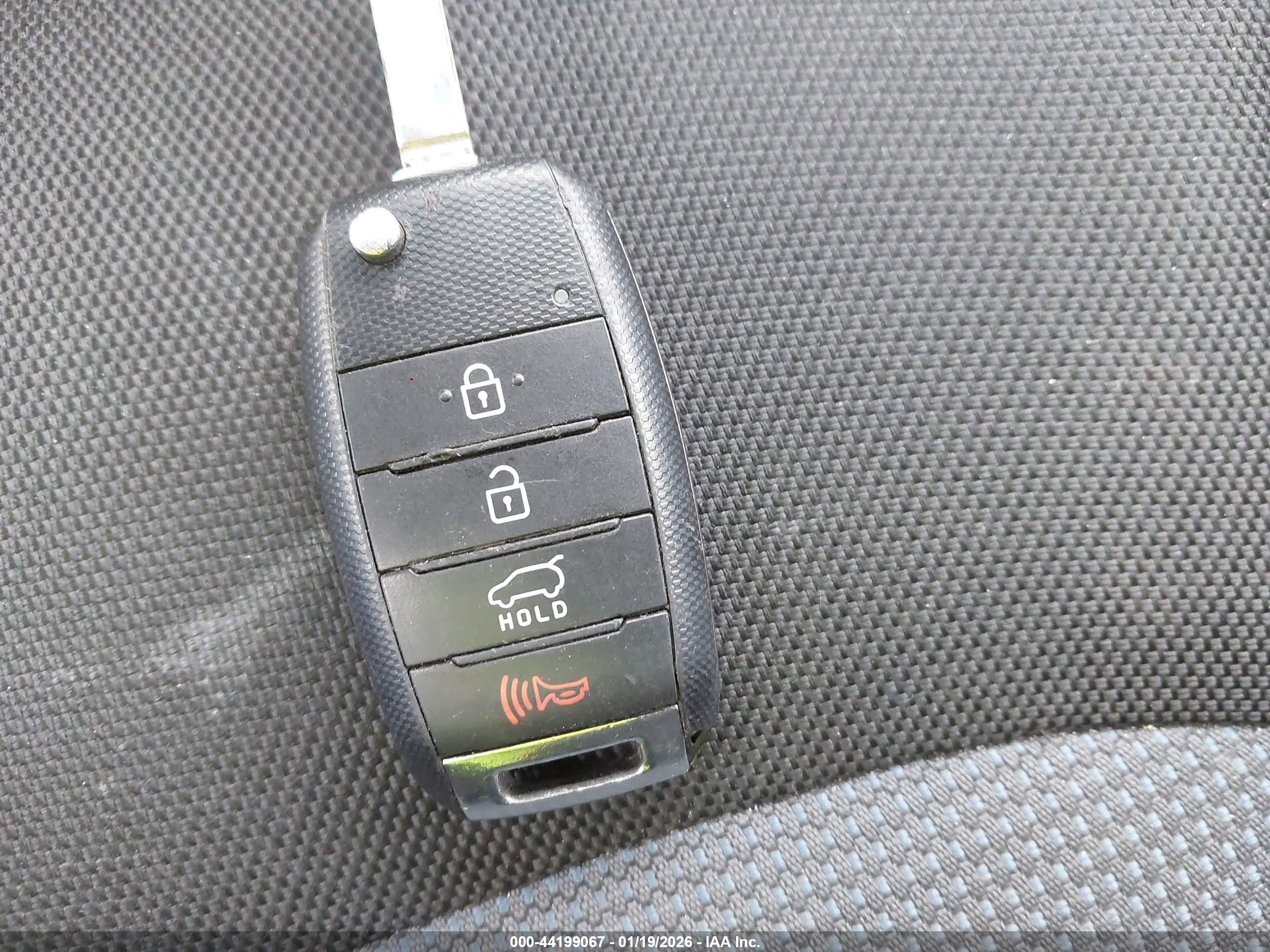 KIA SPORTAGE image 11