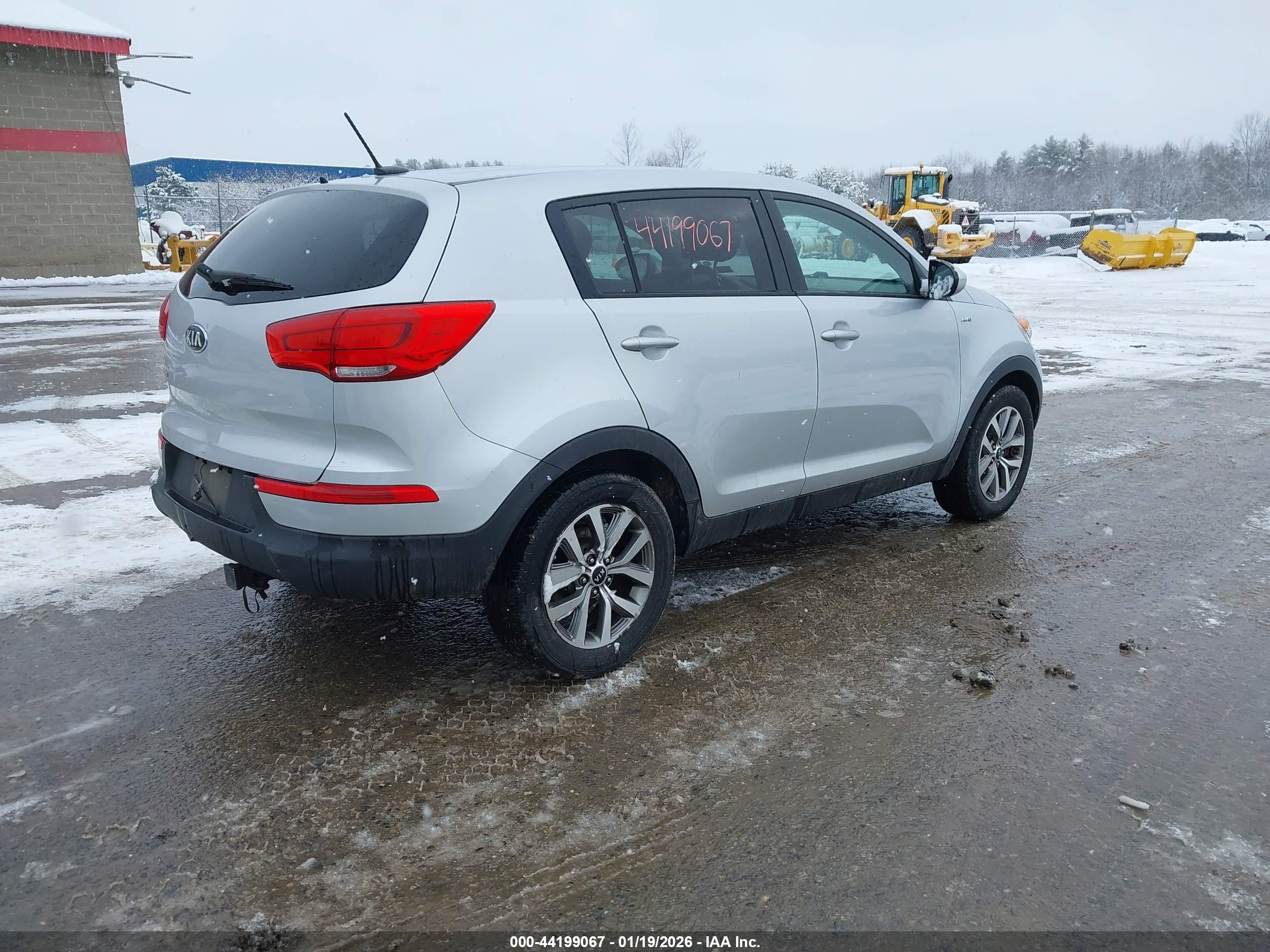 KIA SPORTAGE image 4